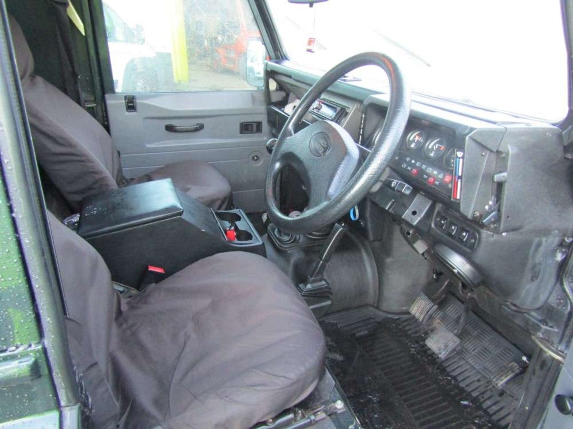 1998 S reg Land Rover 90 Defender TDI - Image 5 of 6