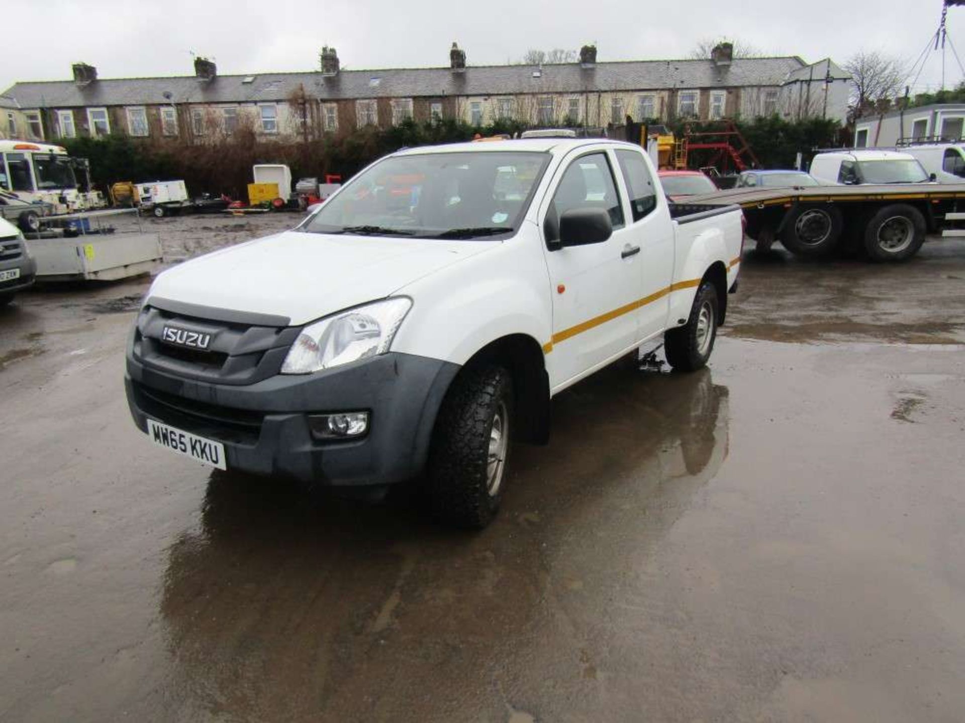 2015 65 reg Isuzu D-Max E/C Twin Turbo TD Pickup (Direct Council) - Image 2 of 7