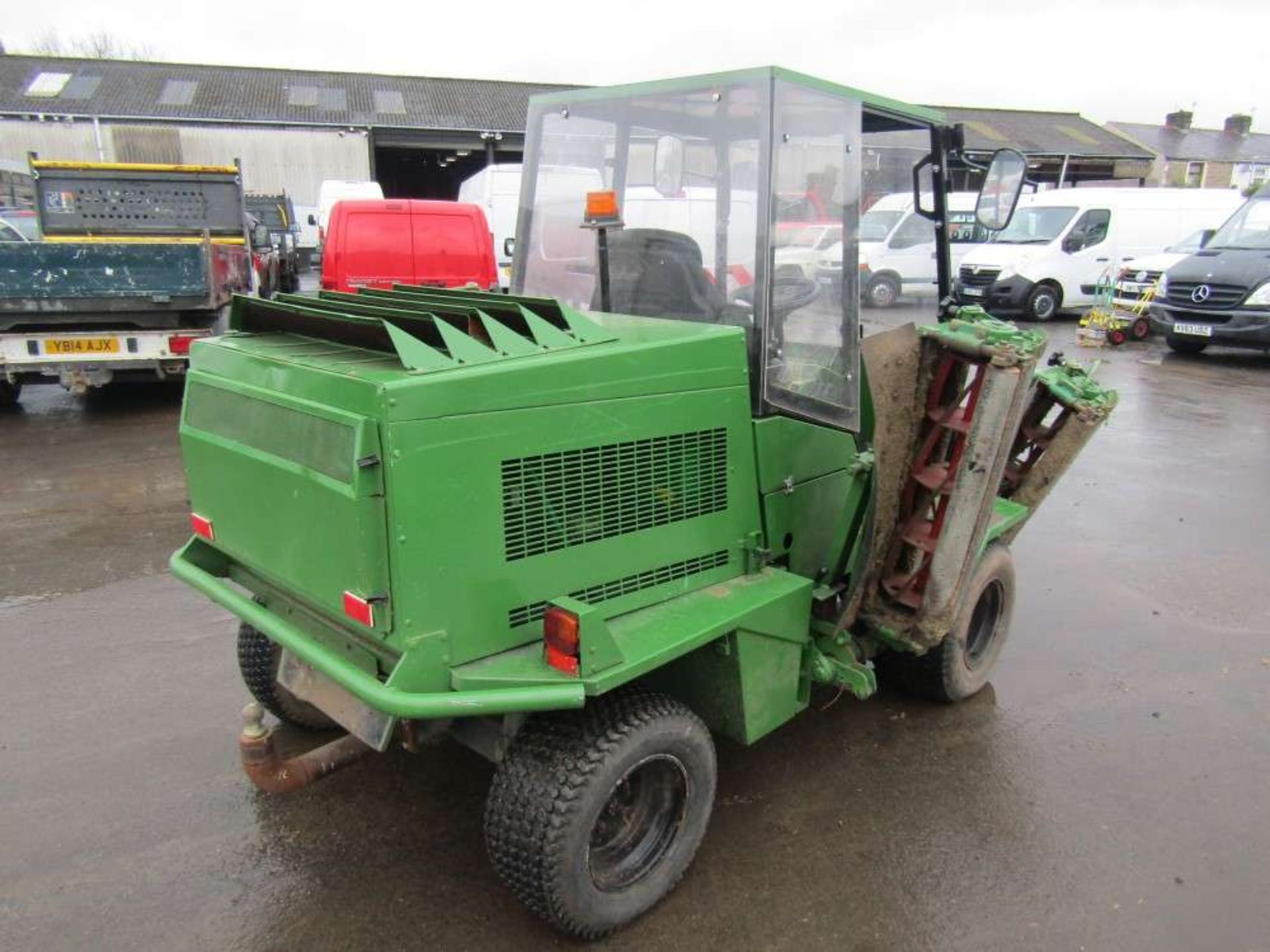 Ransomes 5 Gang Diesel Ride on Mower - Image 3 of 7