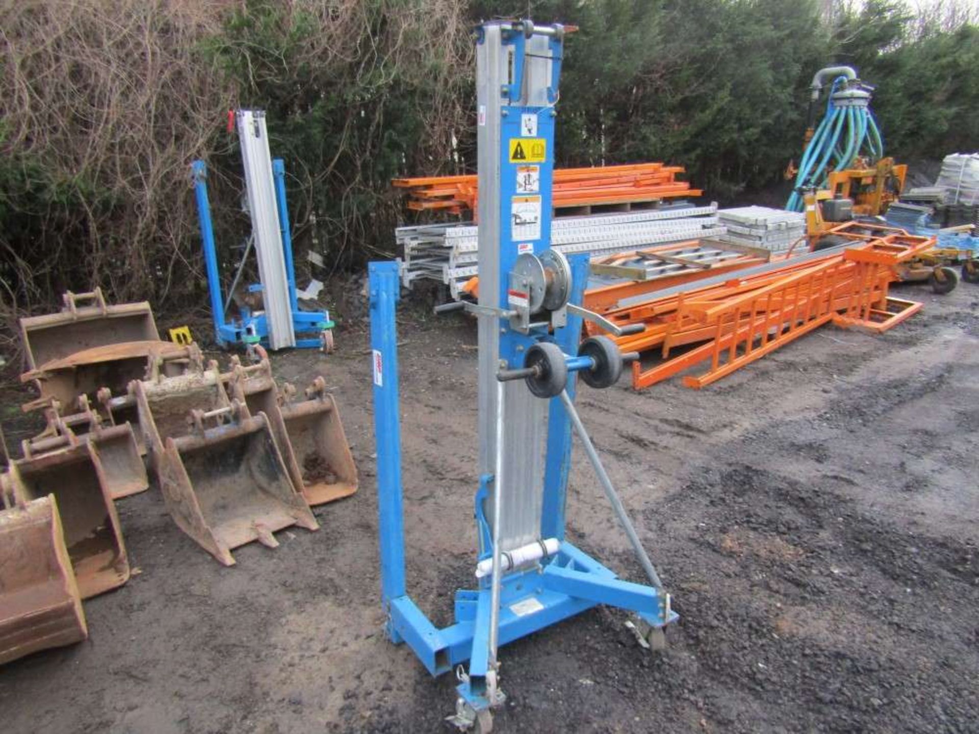 15' Material Lift (Direct Gap)