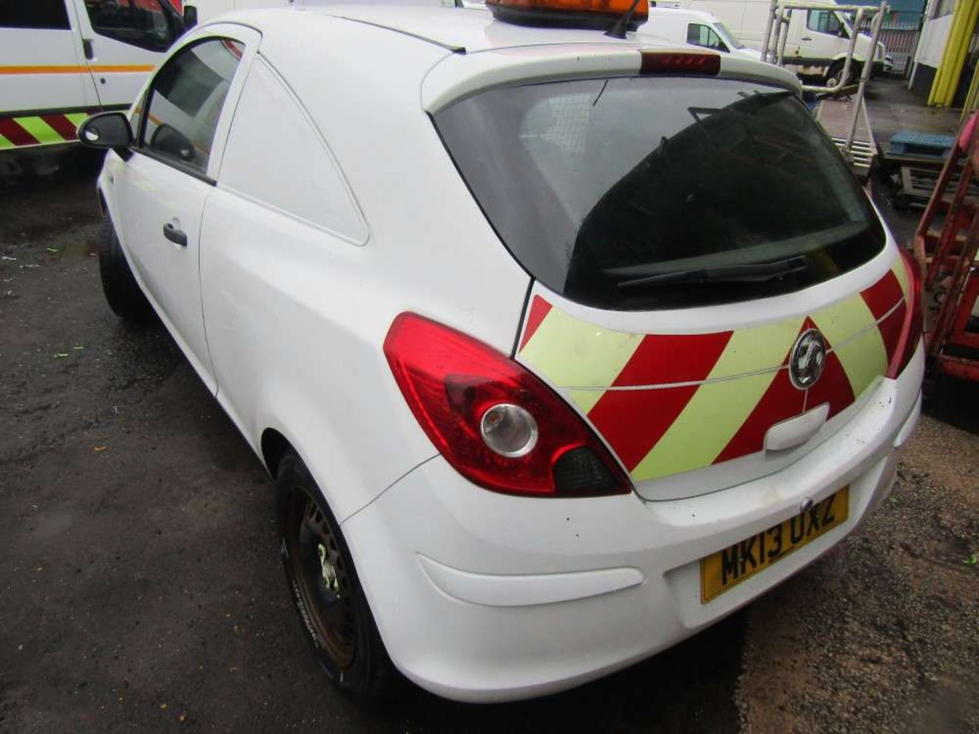 2013 13 reg Vauxhall Corsa CDTI Ecoflex S/S (Non Runner) (Direct Electricity NW) - Image 3 of 5