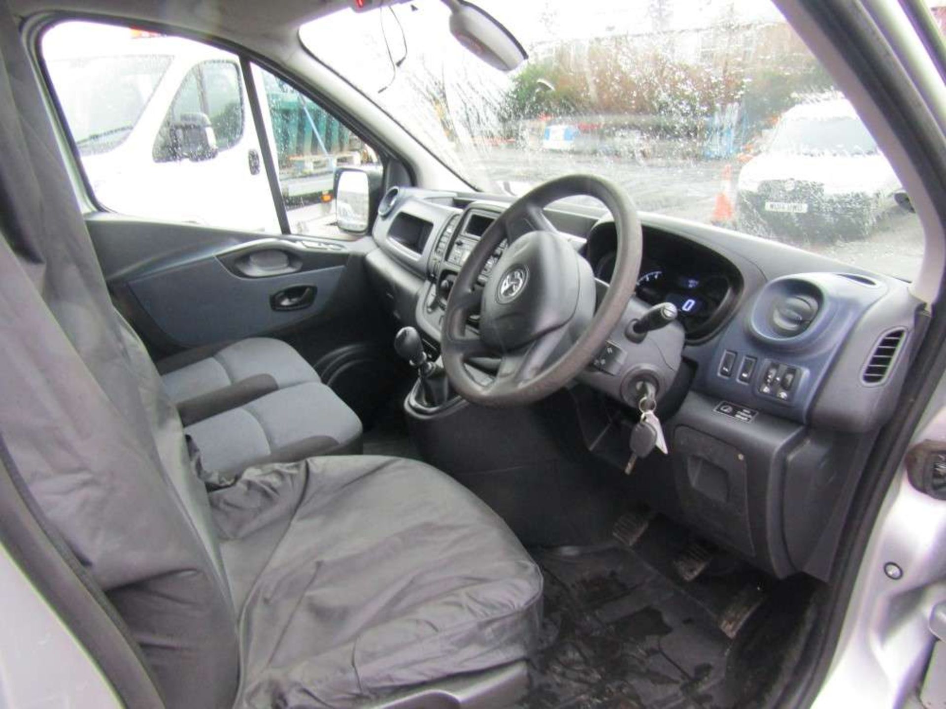 2015 64 reg Vauxhall Vivaro 2900 CDTI Ecoflex - Image 6 of 6