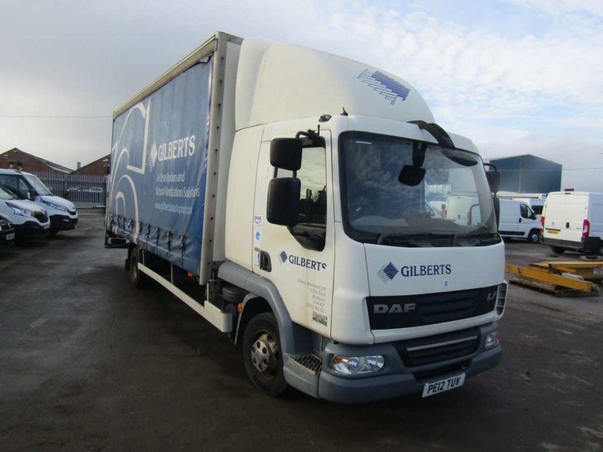 2012 12 reg Leyland Daf FA LF45.160 Sleeper Cab c/w Tail Lift