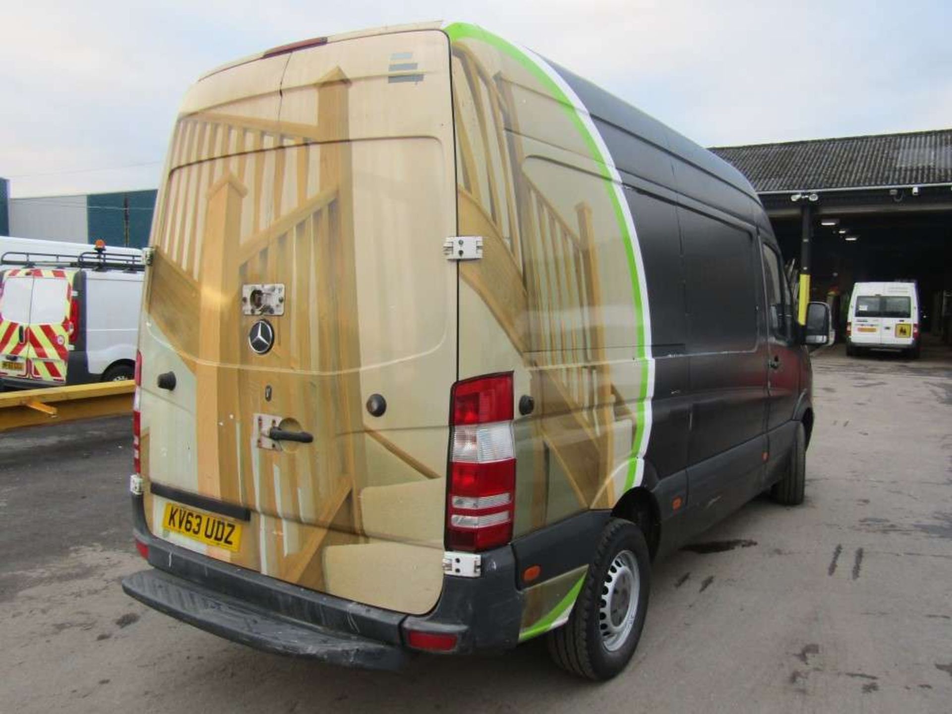 2013 63 reg Mercedes Sprinter 313 CDI MWB High Roof - Image 4 of 7