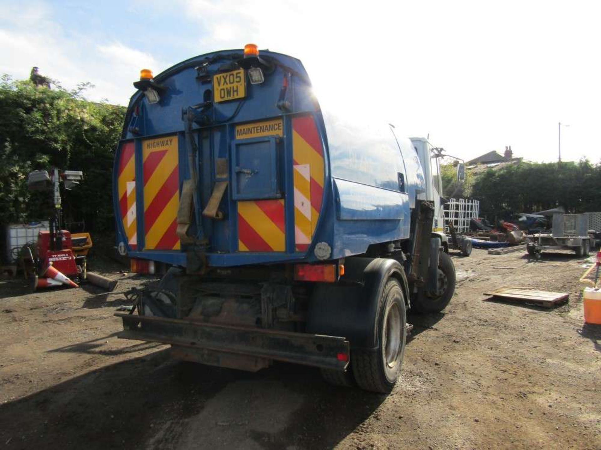 2005 05 reg Iveco ML150E21K Sweeper - Image 4 of 6