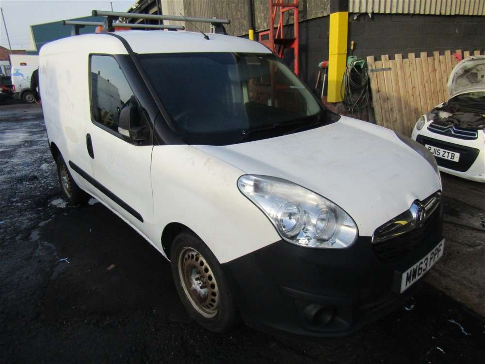 2013 63 reg Vauxhall Combo 2300 L1H1 CDTI (Runs & Drives but Noisy Engine) (Direct U U Water)