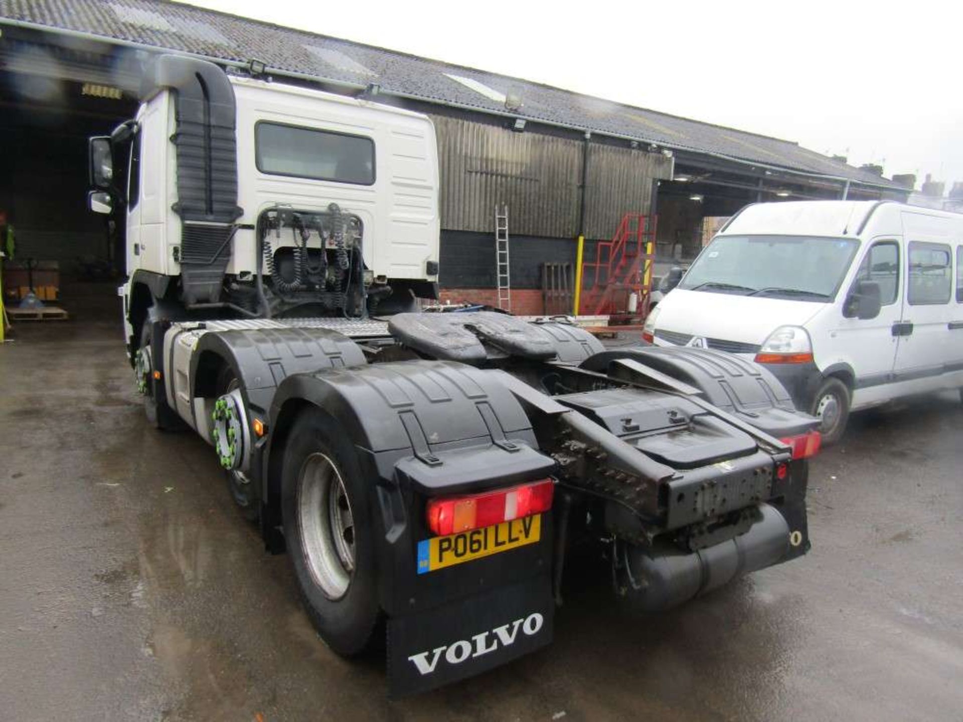 2012 61 reg Volvo FM460 Tractor Unit (Direct United Utilities Water) - Image 3 of 6