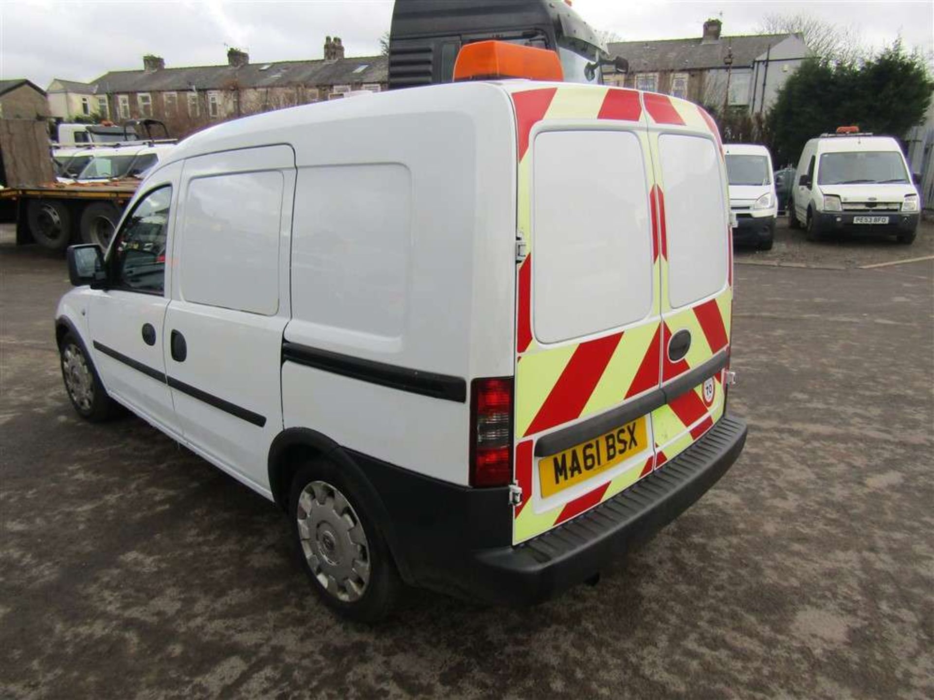 2011 61 reg Vauxhall Combo 2000 CDTI 16V (Direct United Utilities Water) - Image 3 of 7