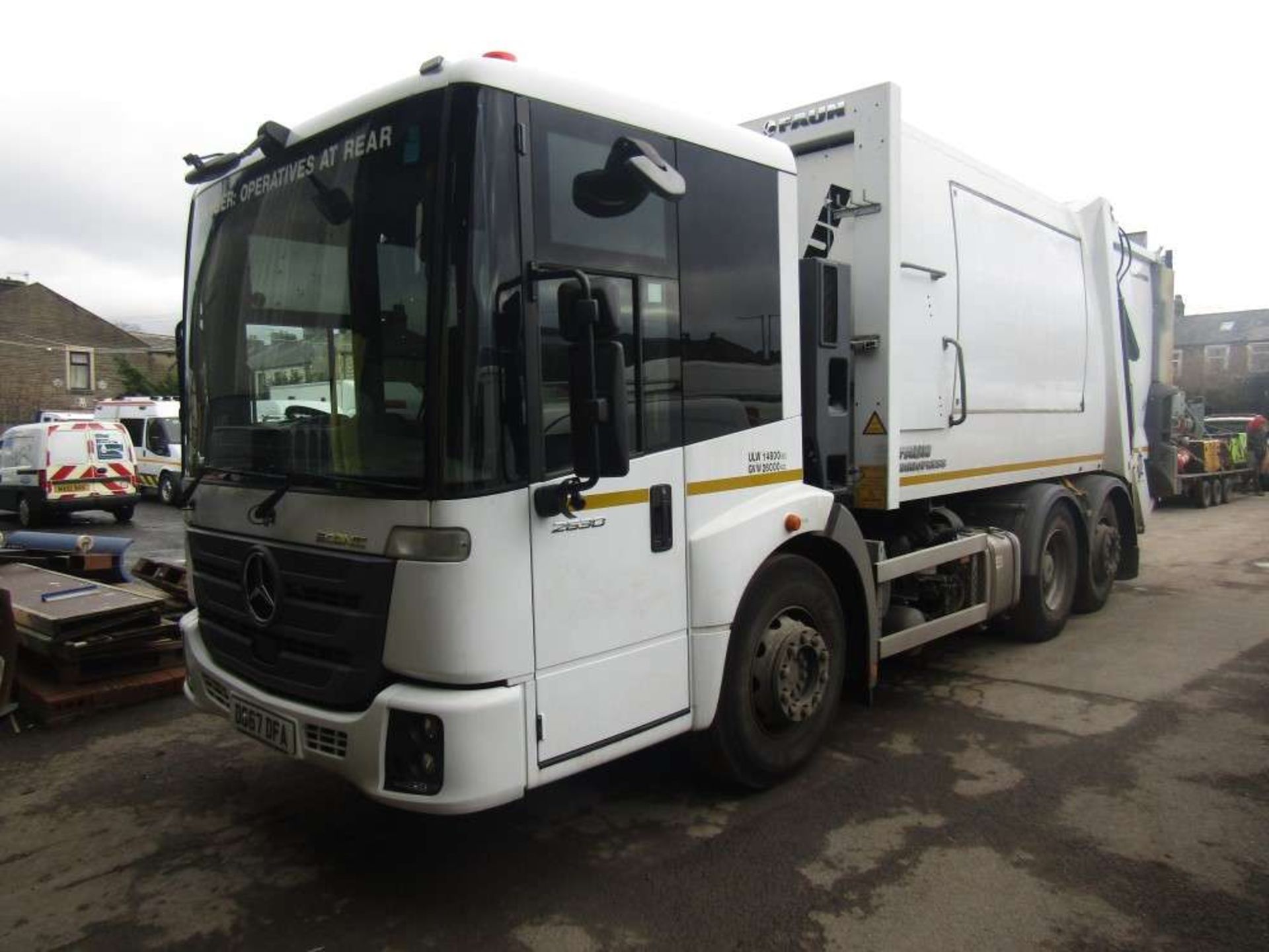 2017 67 reg Mercedes Econic 2530 Refuse Wagon (Direct Council) - Image 2 of 7