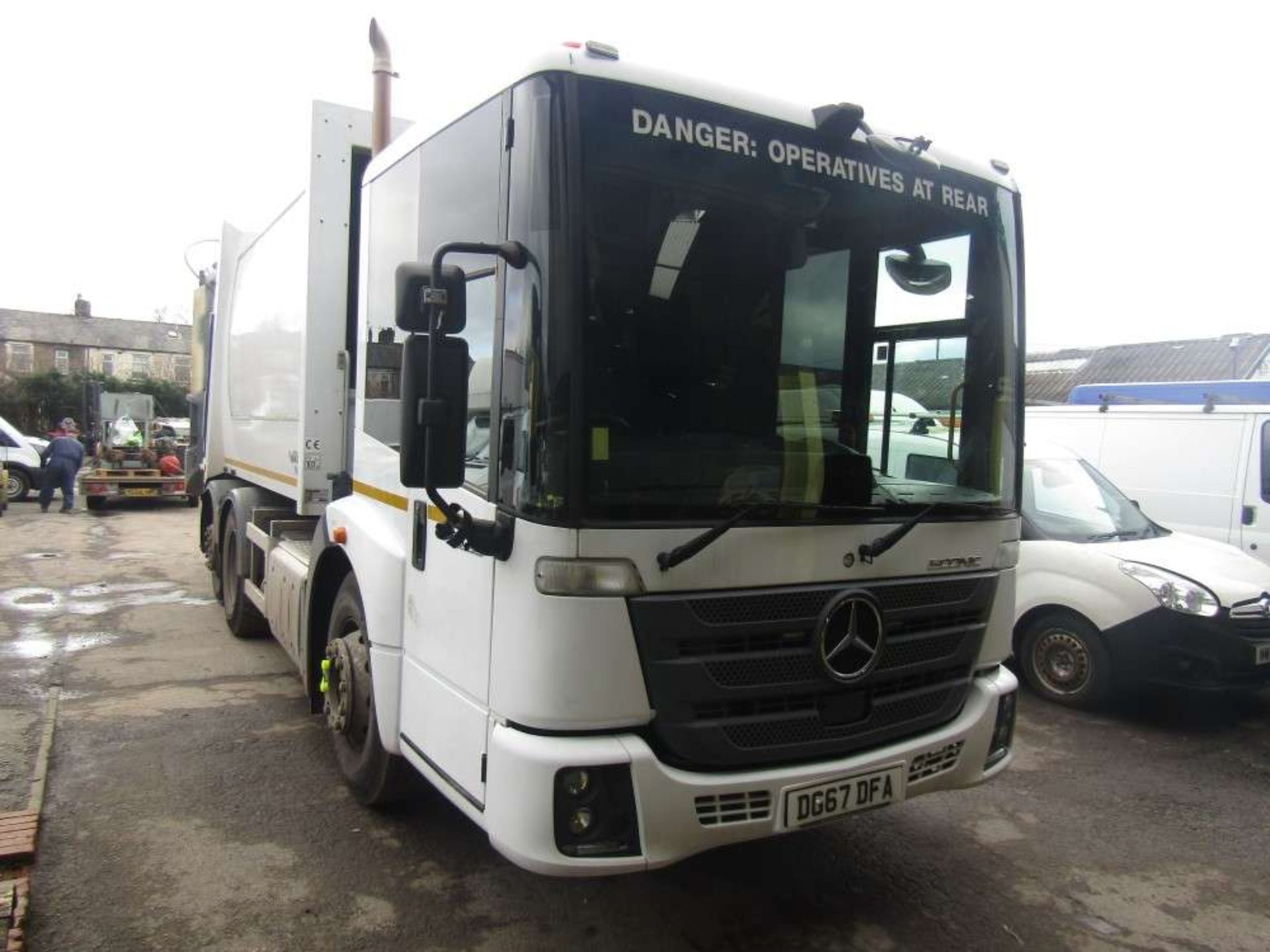 2017 67 reg Mercedes Econic 2530 Refuse Wagon (Direct Council)