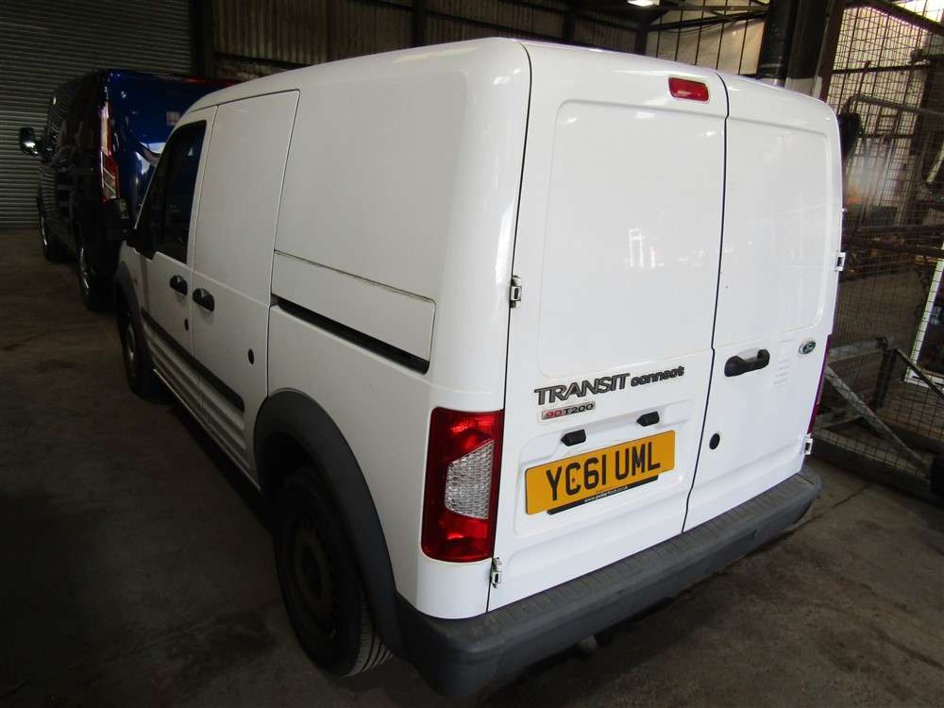 2011 61 reg Ford Transit Connect 90 T200 CDPF (Direct Council) - Image 3 of 7