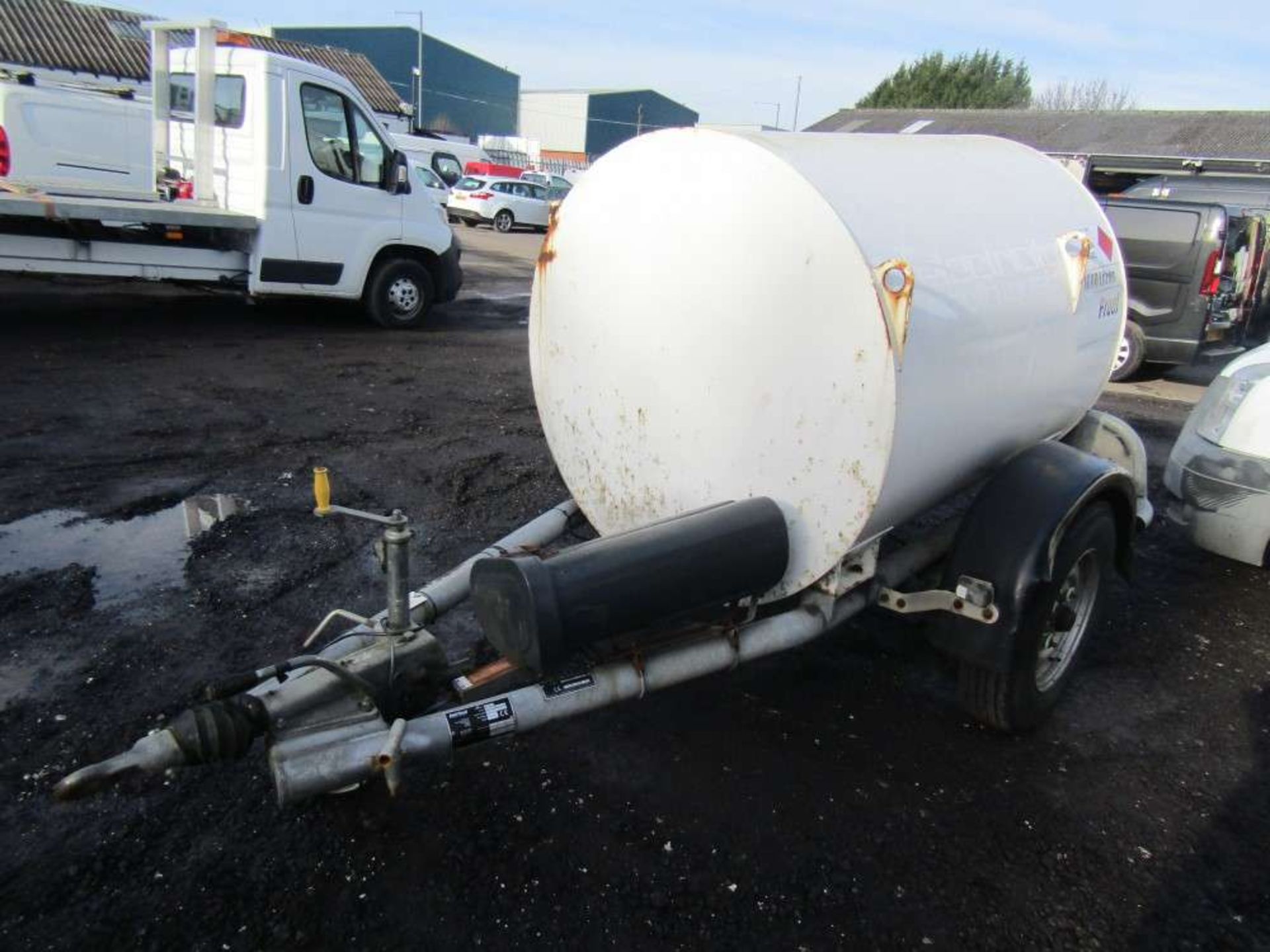 Fuel Bowser (Direct Electricity NW) - Image 2 of 4