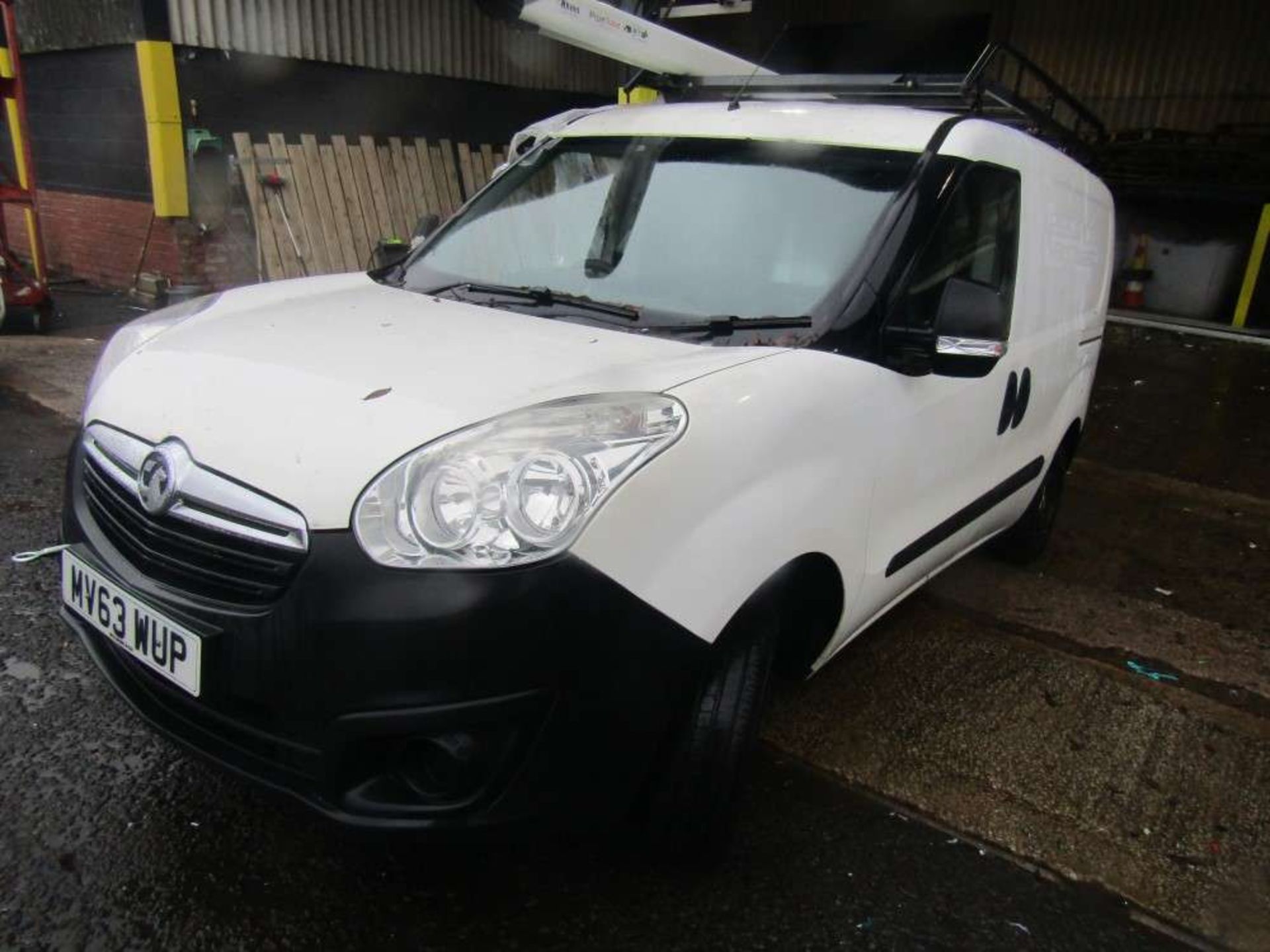 2013 63 reg Vauxhall Combo 2000 L1H1 CDTI (Non Runner - No Engine) (Direct Electricity NW) - Image 2 of 6