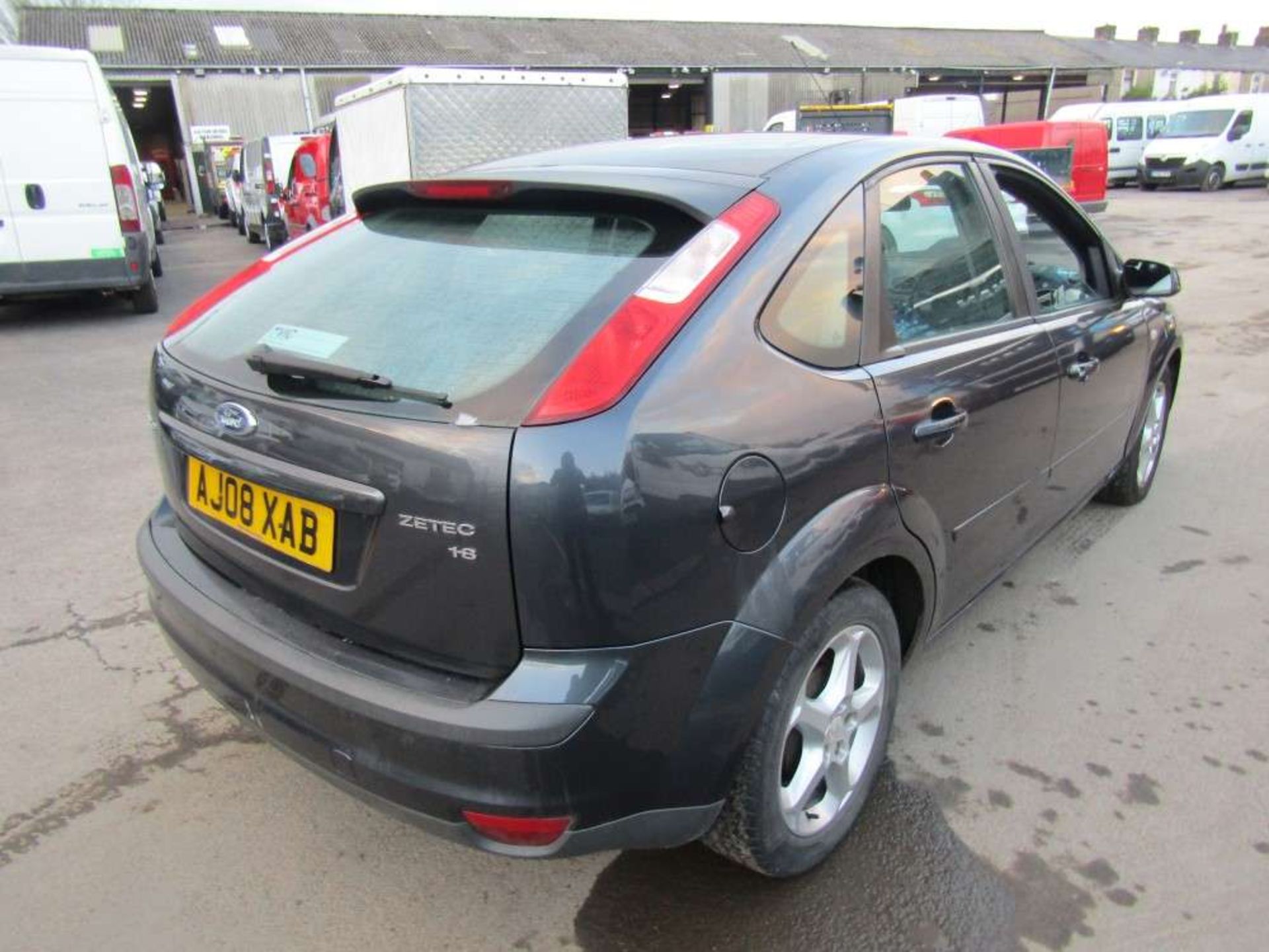 2008 08 reg Ford Focus Zetec Climate - Image 4 of 6