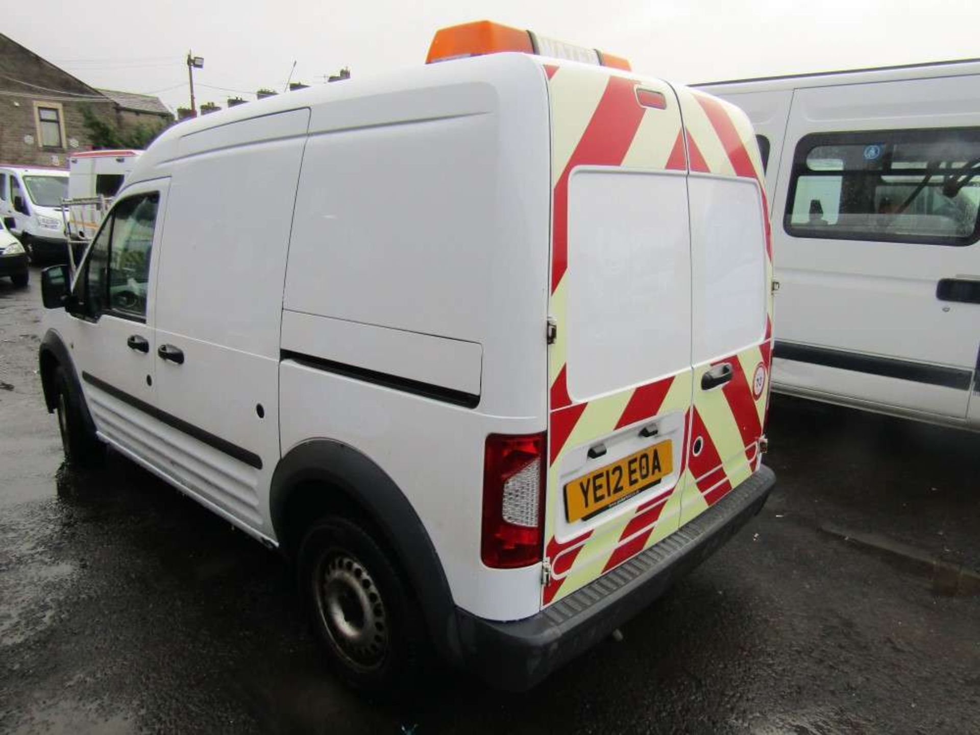 2012 12 reg Ford Transit Connect 90 T230 (Runs & Drives but engine issues) (Direct UU Water) - Image 3 of 8