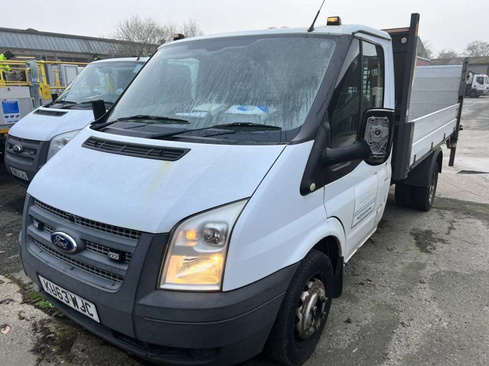 2013 63 reg Ford Transit 125 T350 Tipper c/w Tail Lift (Sold on Site - Leek) (Direct Council) - Image 2 of 6