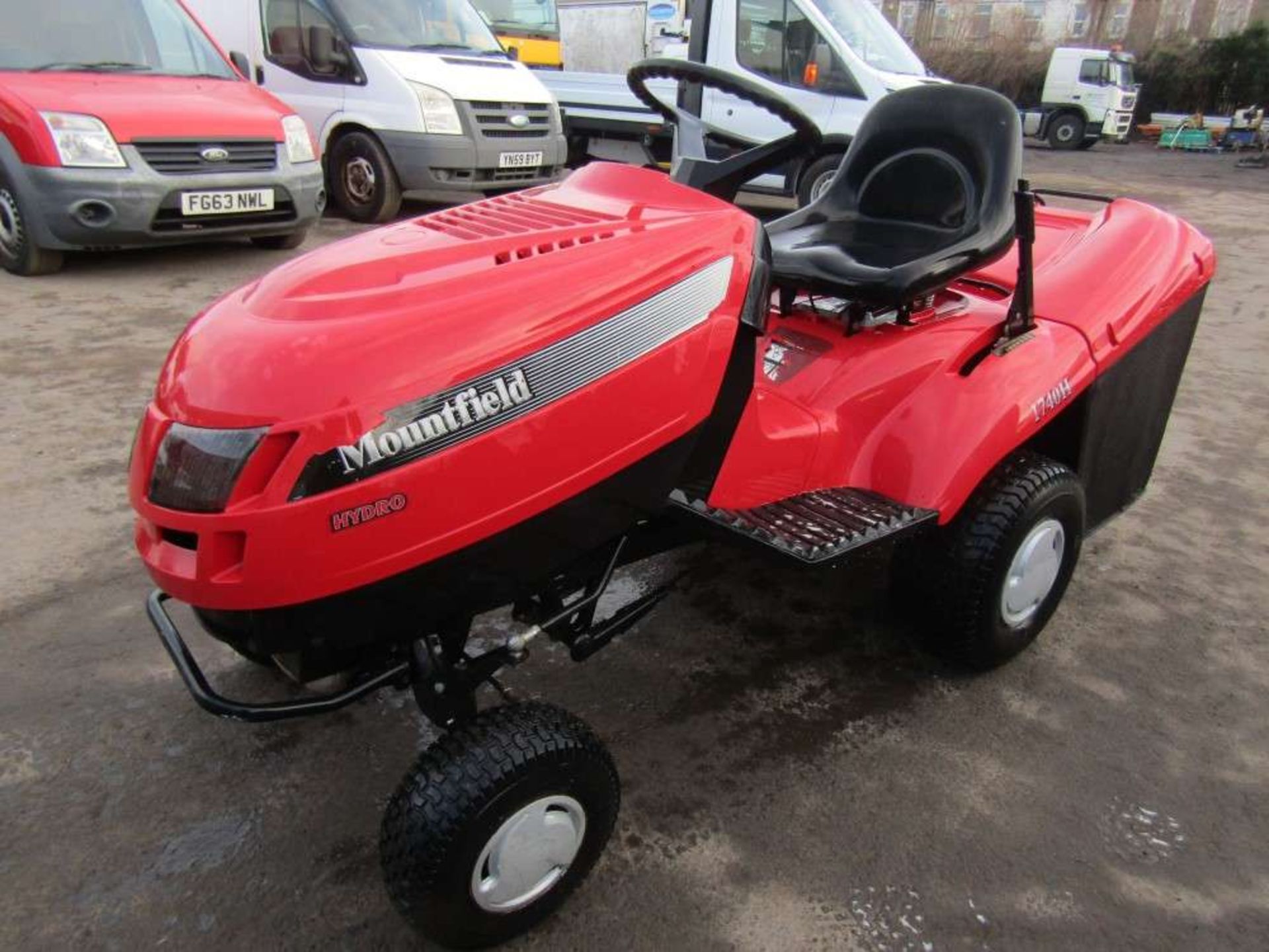 Mountfield Hydro 1740h Petrol Ride on Mower