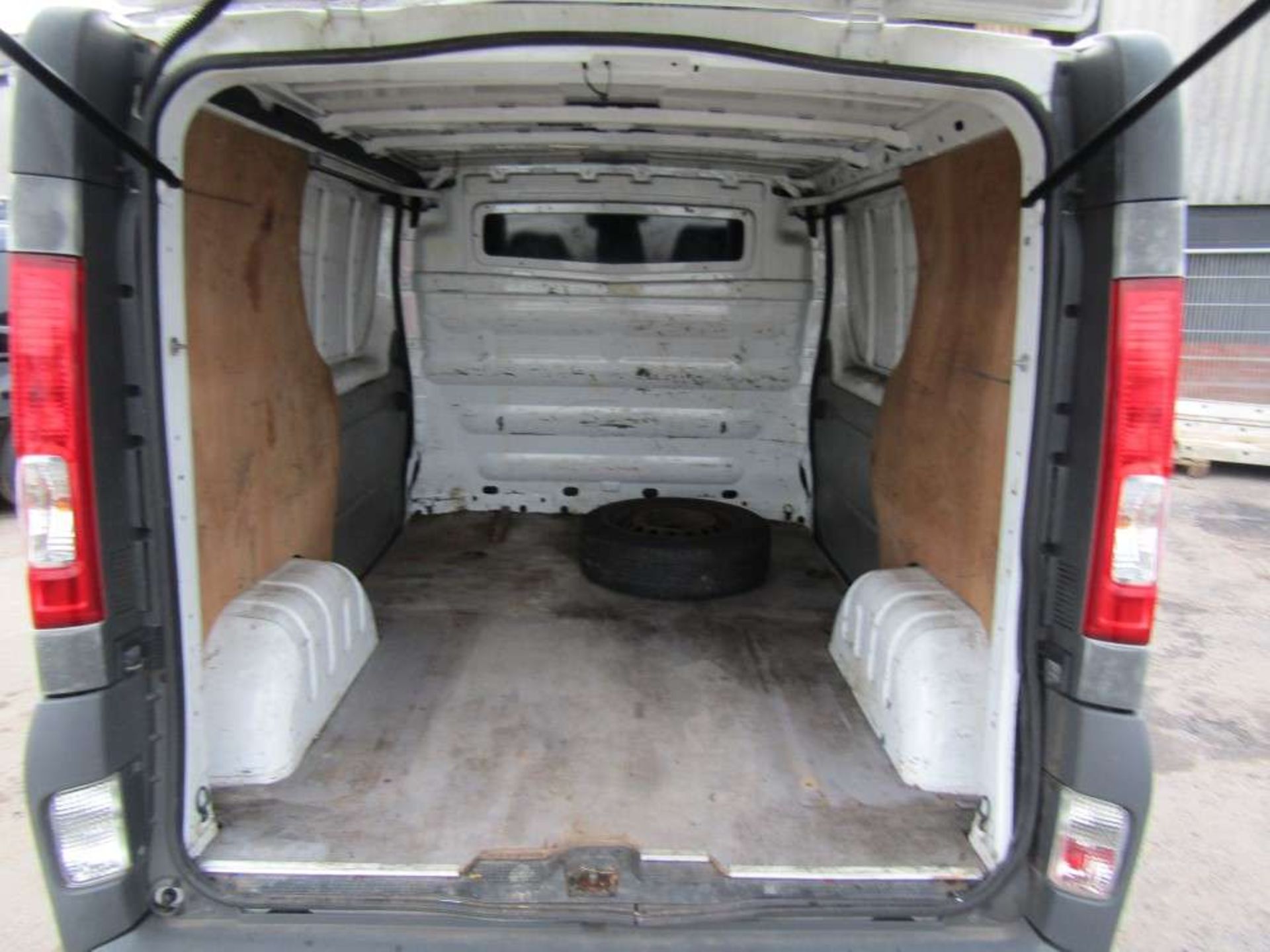 2011 11 reg Vauxhall Vivaro 2900 CDTI 113 SWB - Image 5 of 7