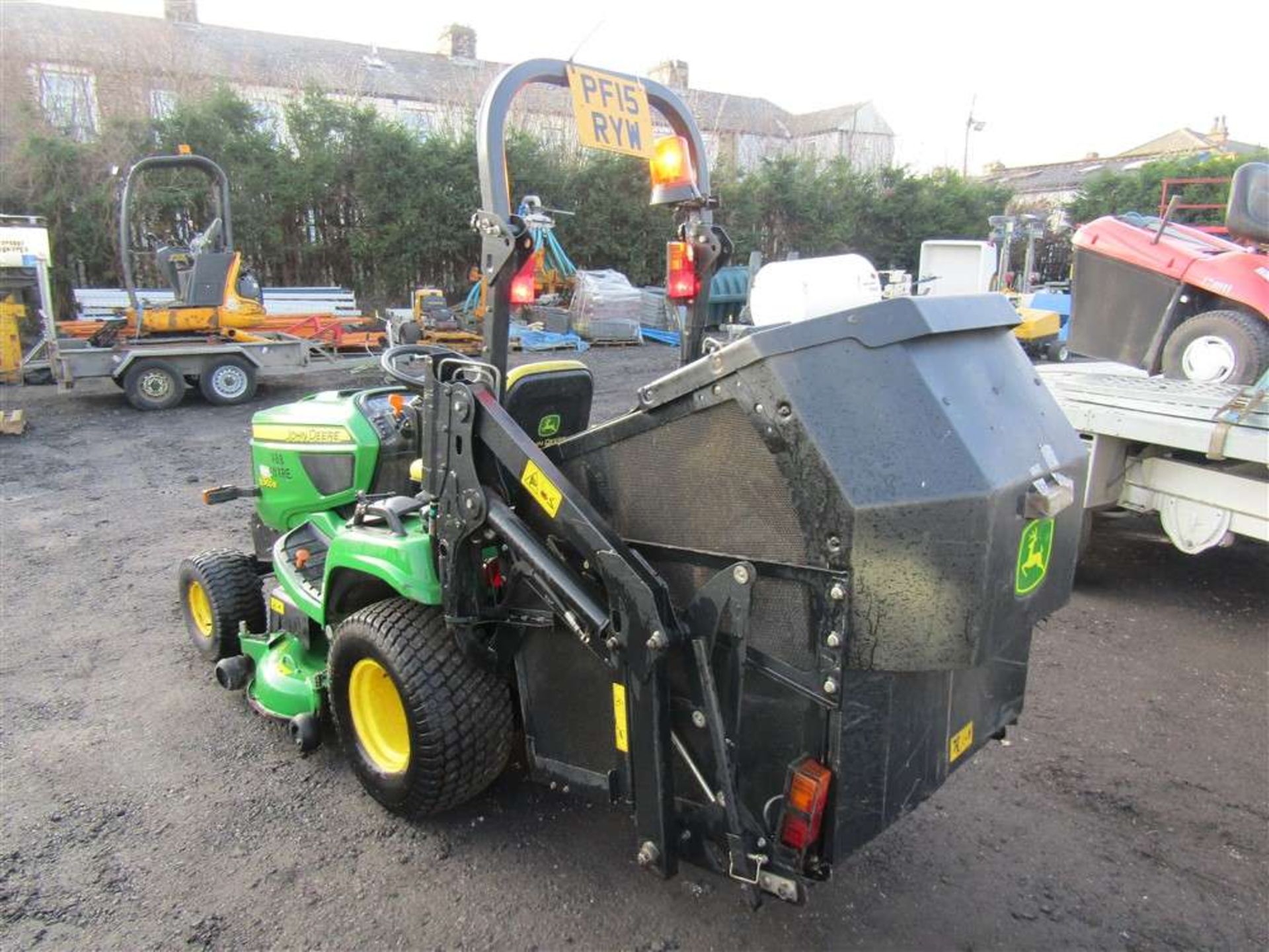 2015 15 reg John Deere X950R Ride On Mower (Direct Council) - Image 3 of 5