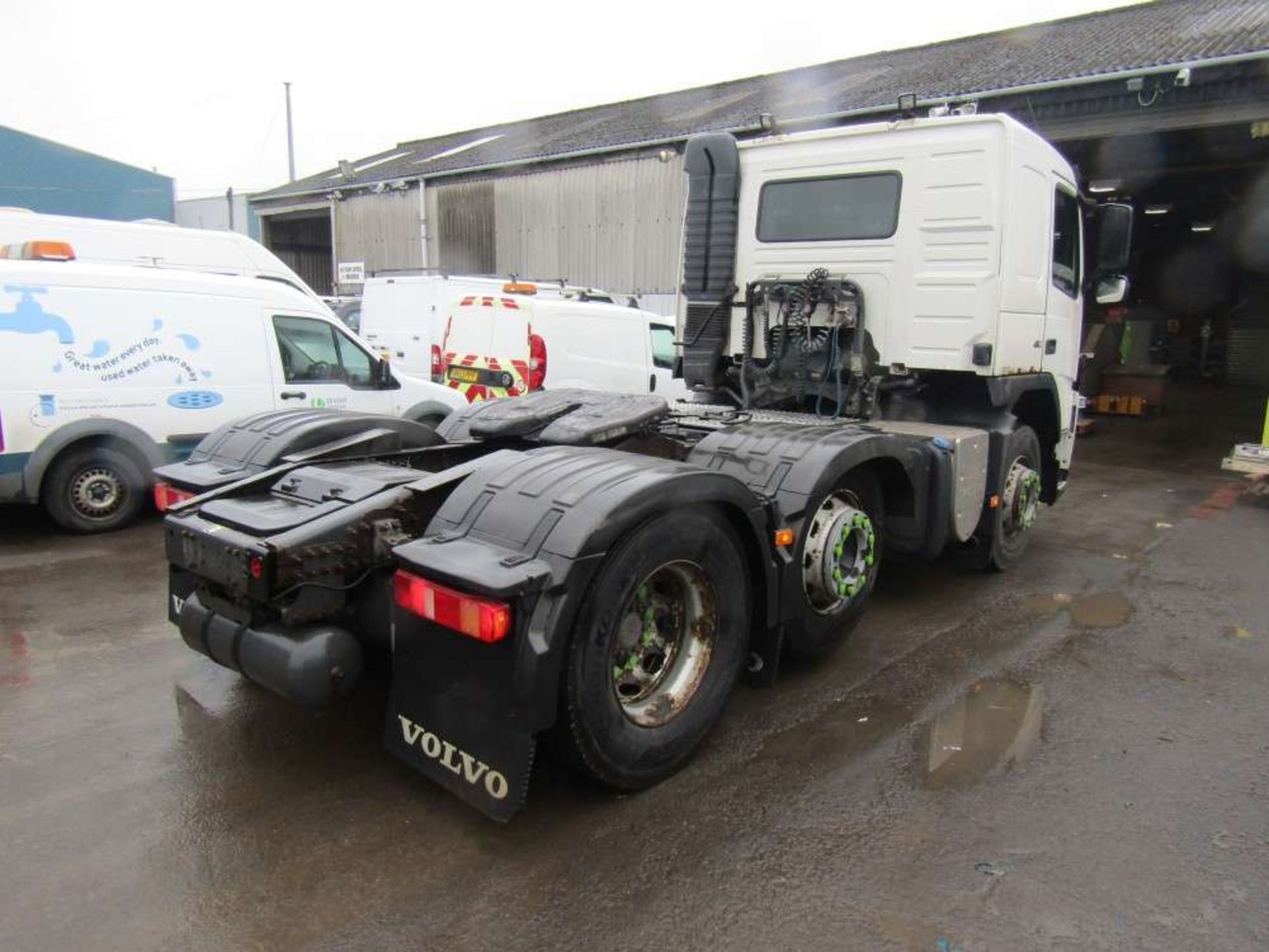 2012 61 reg Volvo FM460 Tractor Unit (Direct United Utilities Water) - Image 4 of 6
