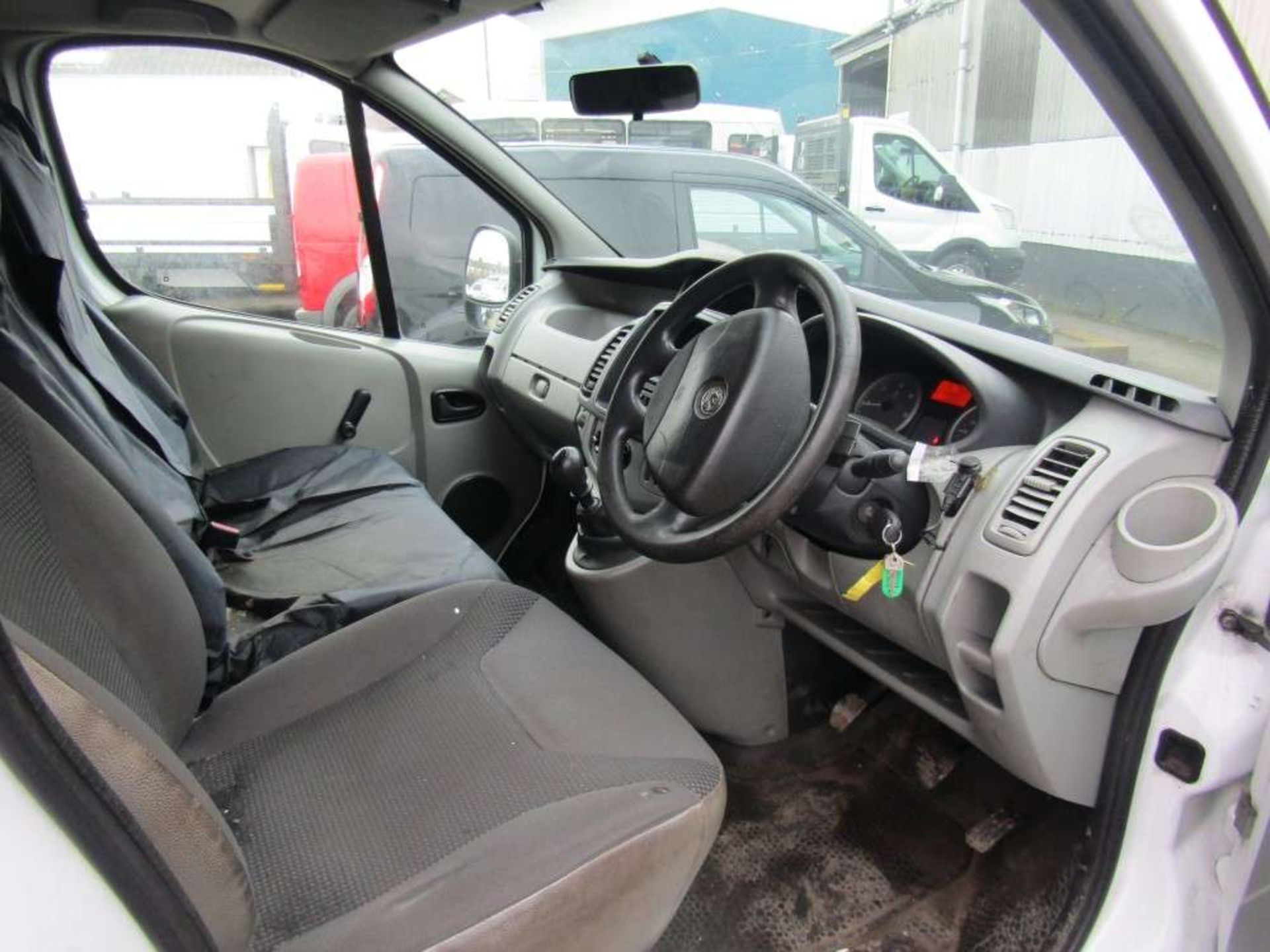 2011 11 reg Vauxhall Vivaro 2900 CDTI 113 SWB - Image 6 of 7