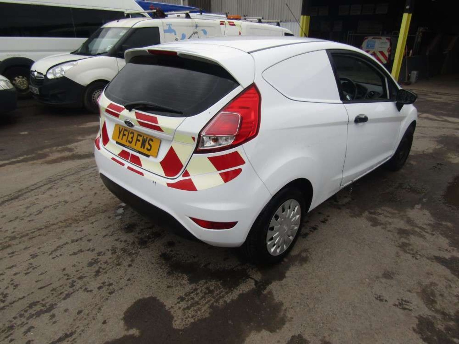 2013 13 reg Ford Fiesta Econetic Tech TDCI Van (Direct United Utilities Water) - Bild 4 aus 7