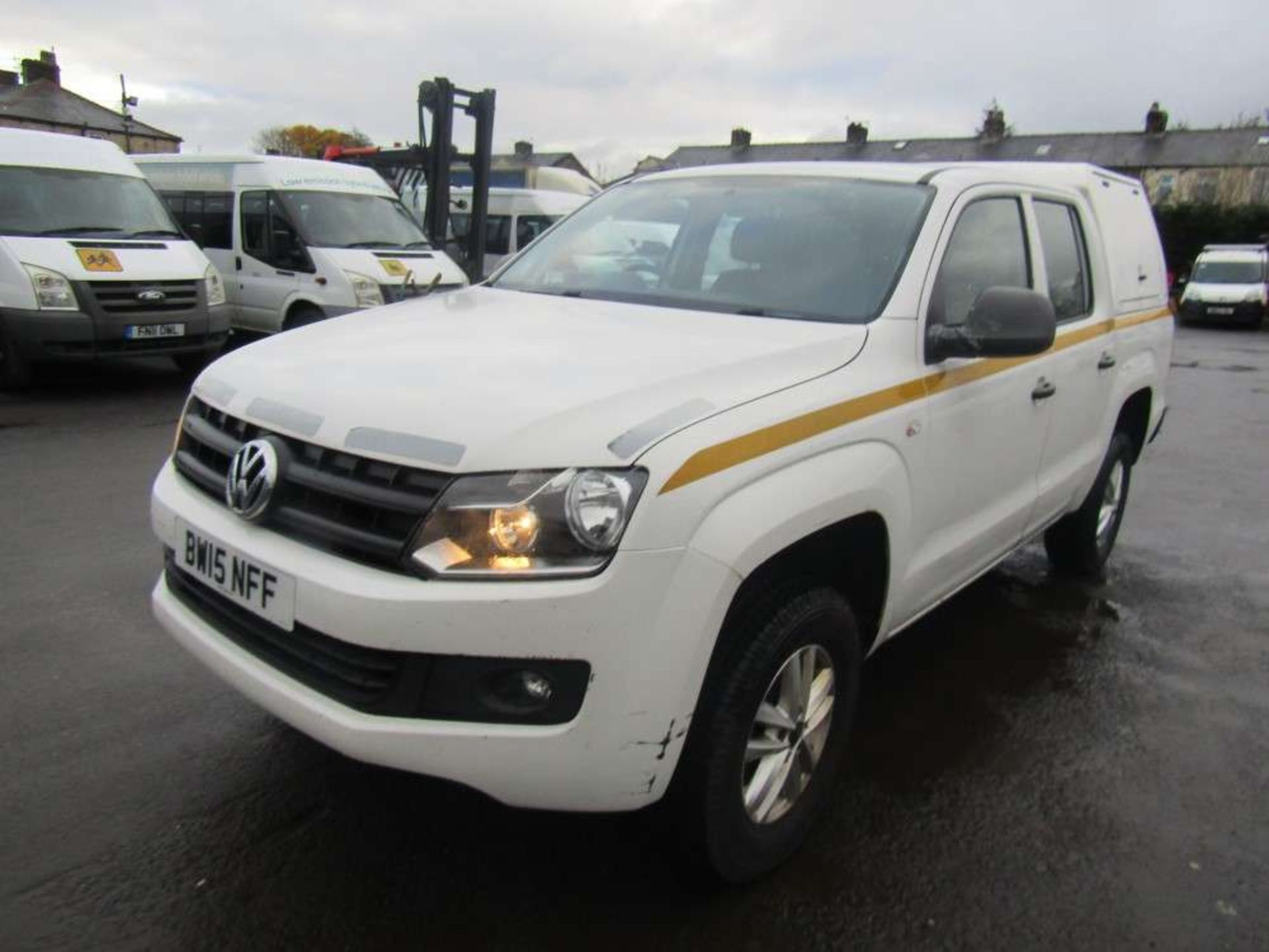 2015 15 reg VW Amarok Startline TDI 4motion DC Pickup - Image 2 of 6