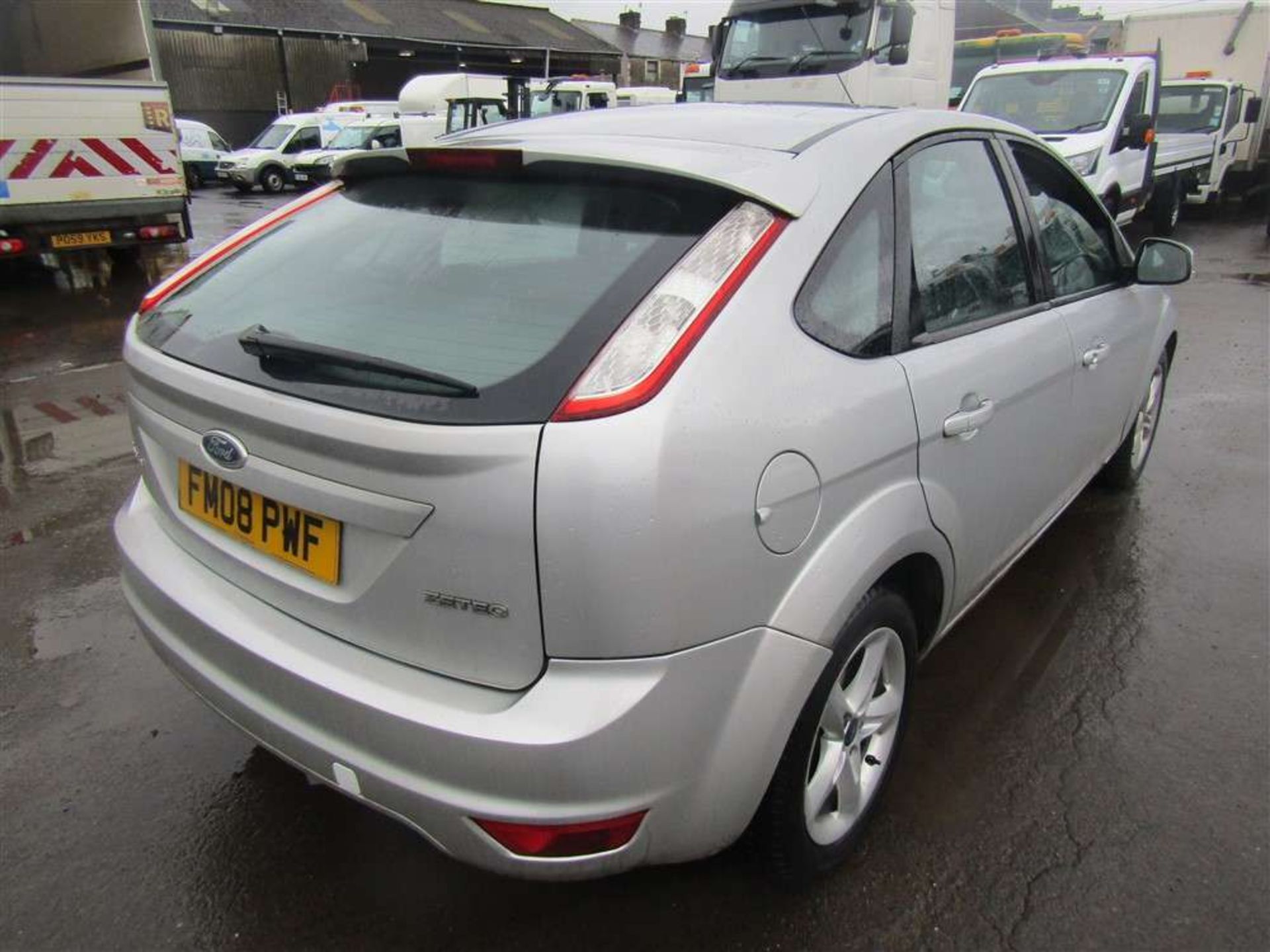 2008 08 reg Ford Focus Zetec TD 109 - Image 4 of 6