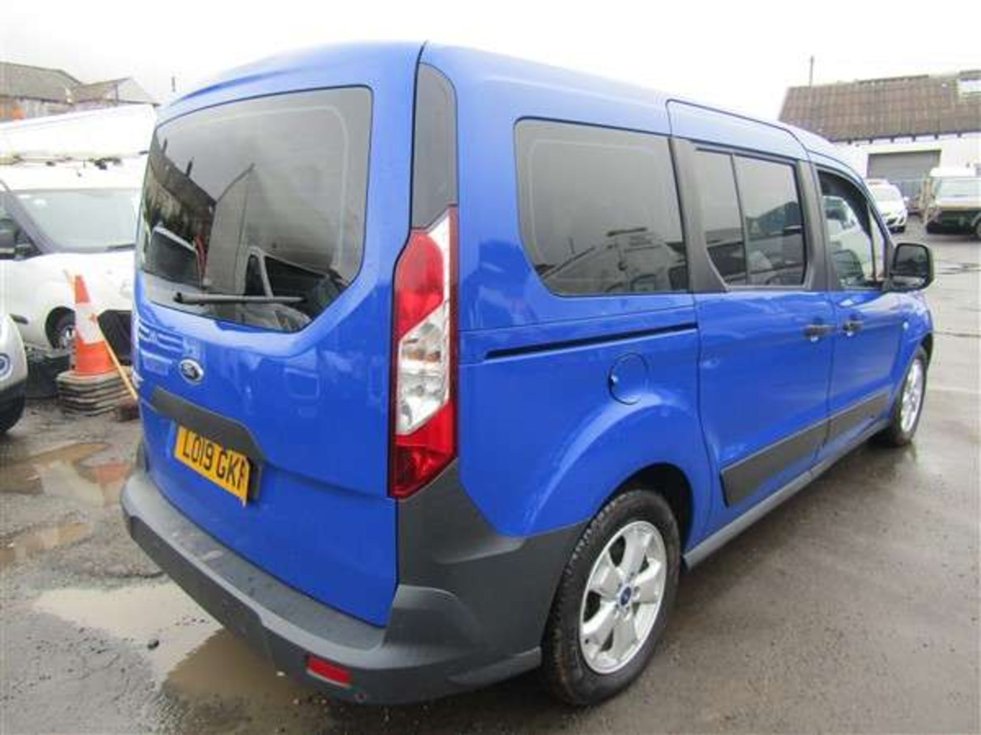 2019 19 reg Ford Transit Connect Estate - Image 4 of 8