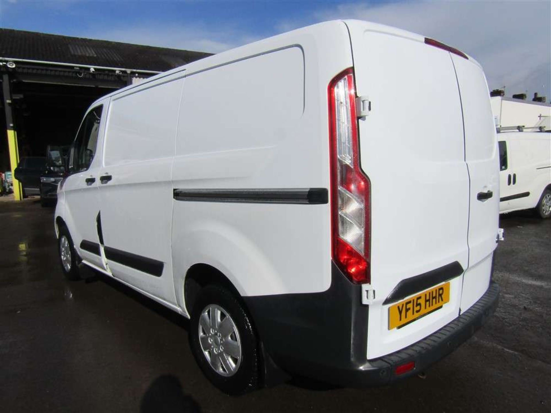 2015 15 reg Ford Transit Custom 270 Trend E-Tech (Direct Company) - Image 3 of 7