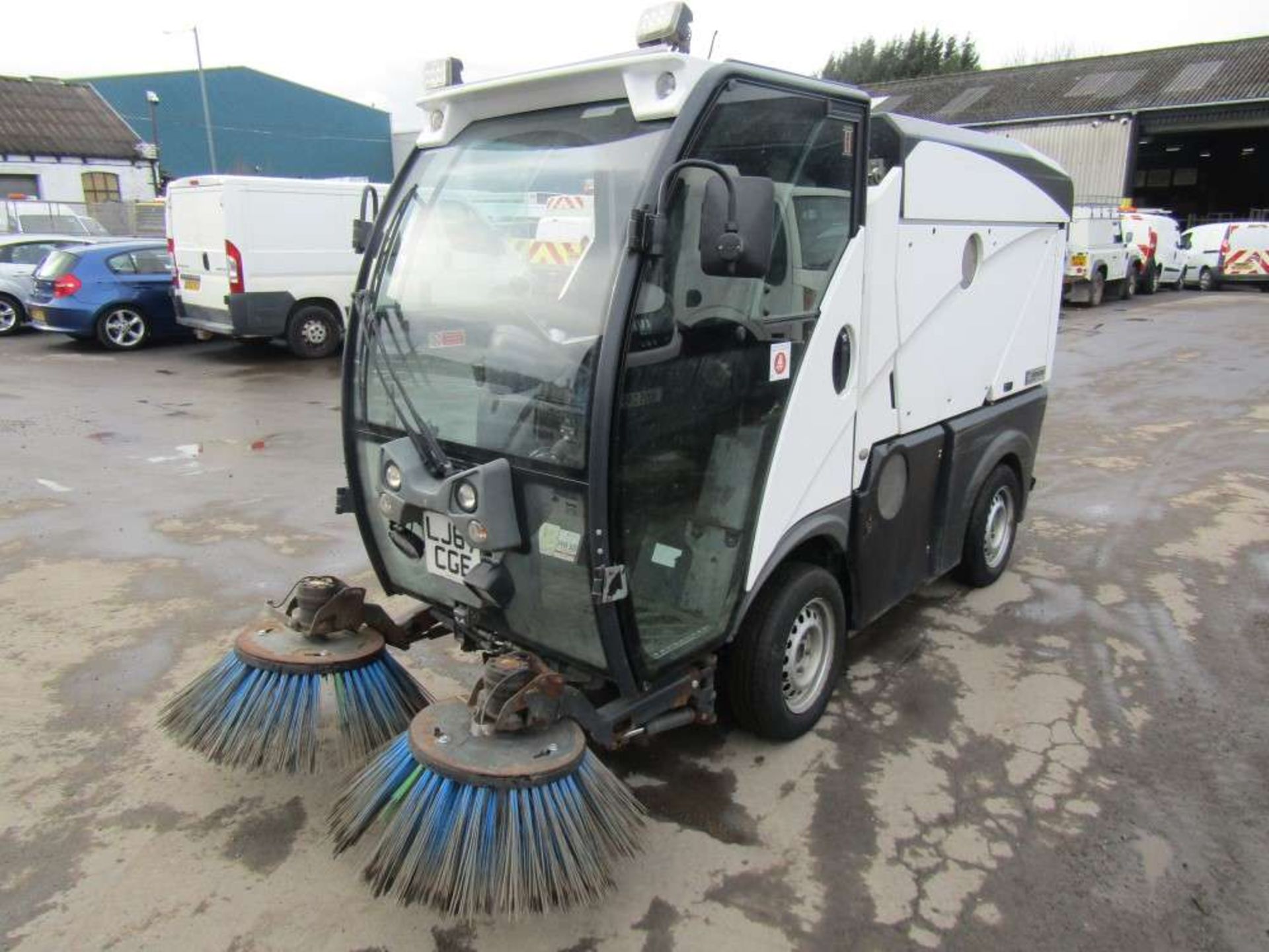 2017 67 reg Johnston 101 Precinct Sweeper (Direct Council) - Image 2 of 6