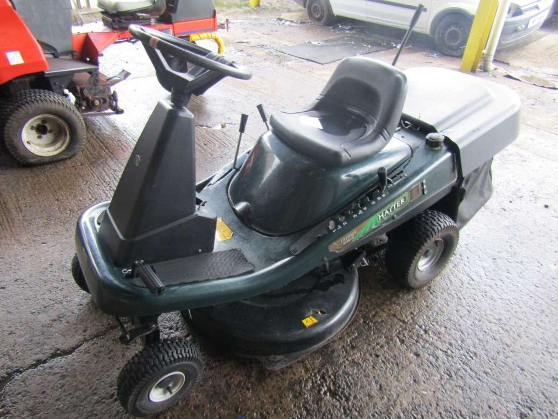 Hayter Heritage M10/30 Petrol Ride On Mower