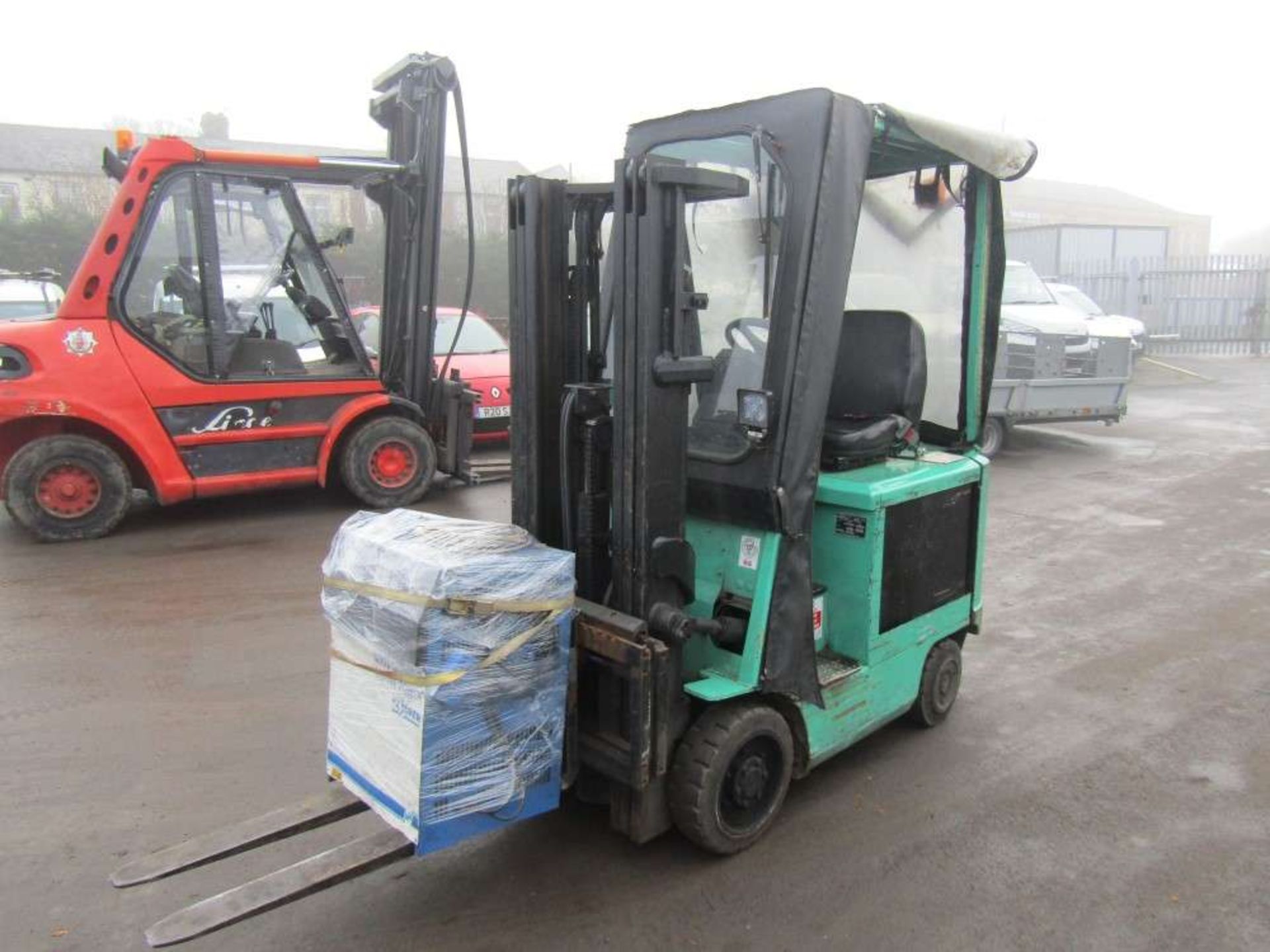 Mitsubishi 1.5t Electric Fork Lift - Image 2 of 5