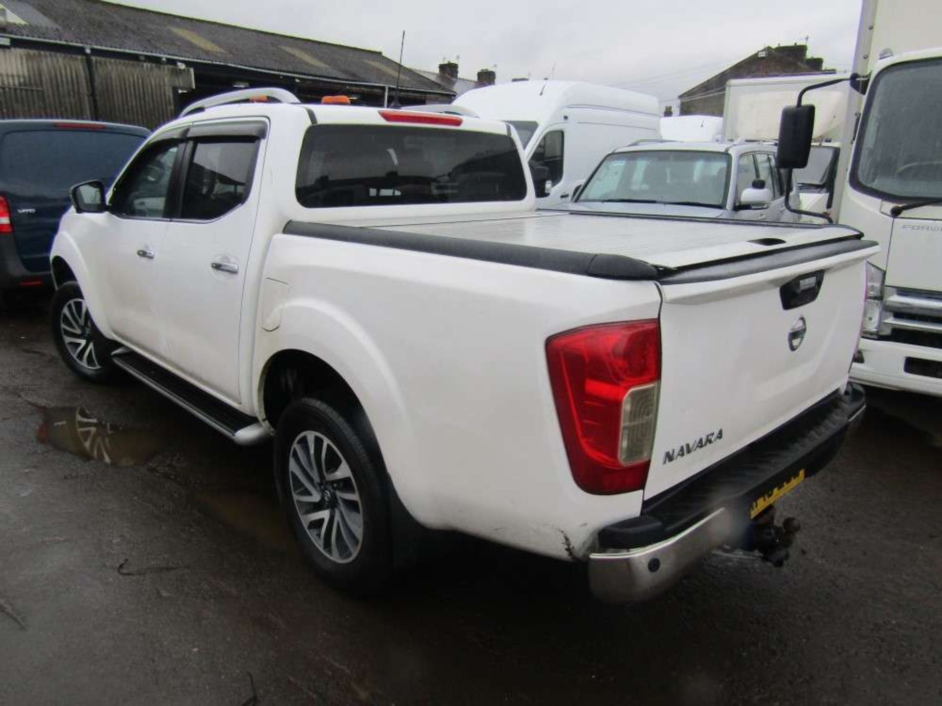 2018 18 reg Nissan Navara Tekna DCI - Image 3 of 7