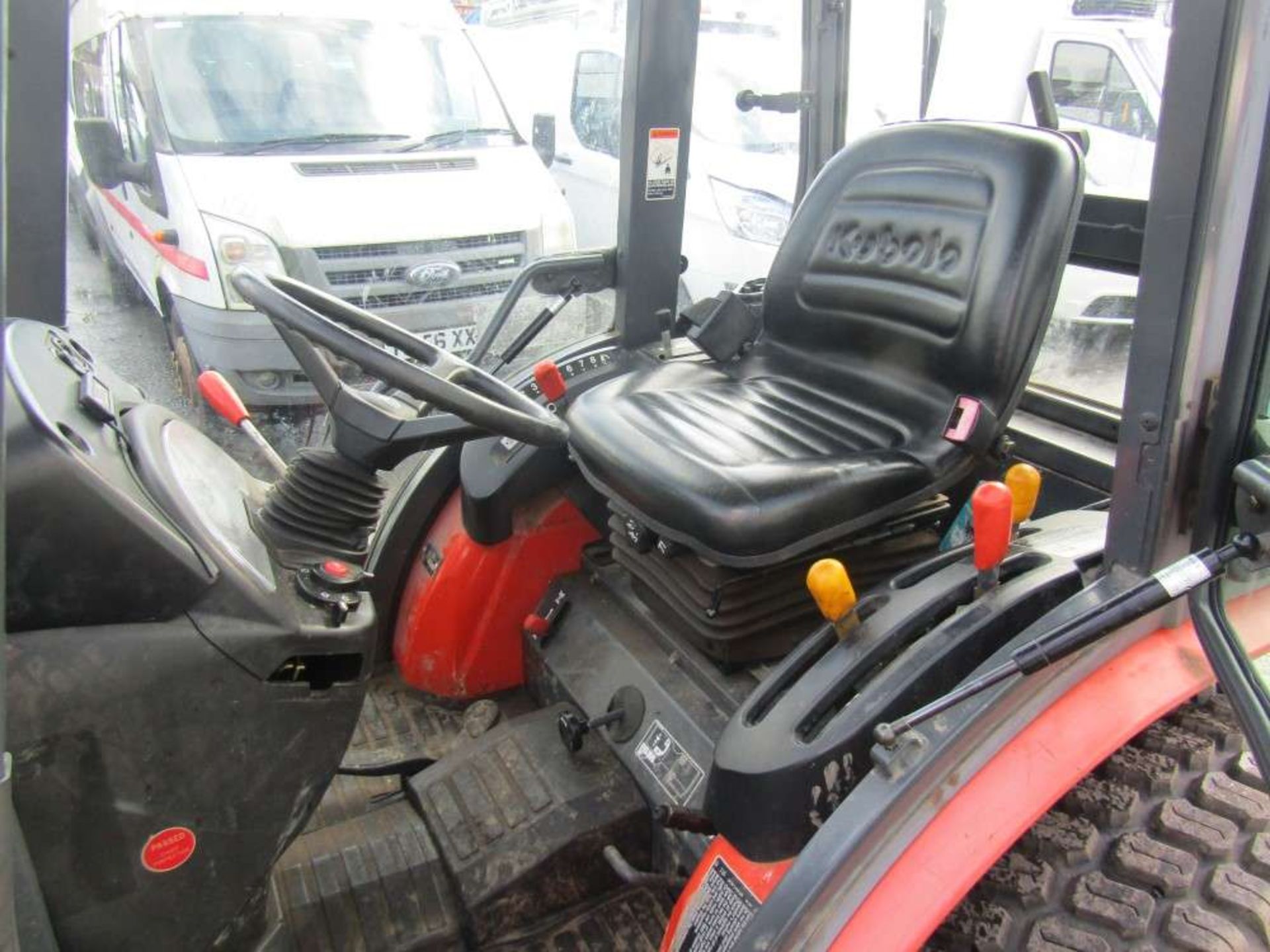 2010 10 reg Kubota B3030 Mini Tractor (Direct Council) - Image 5 of 7