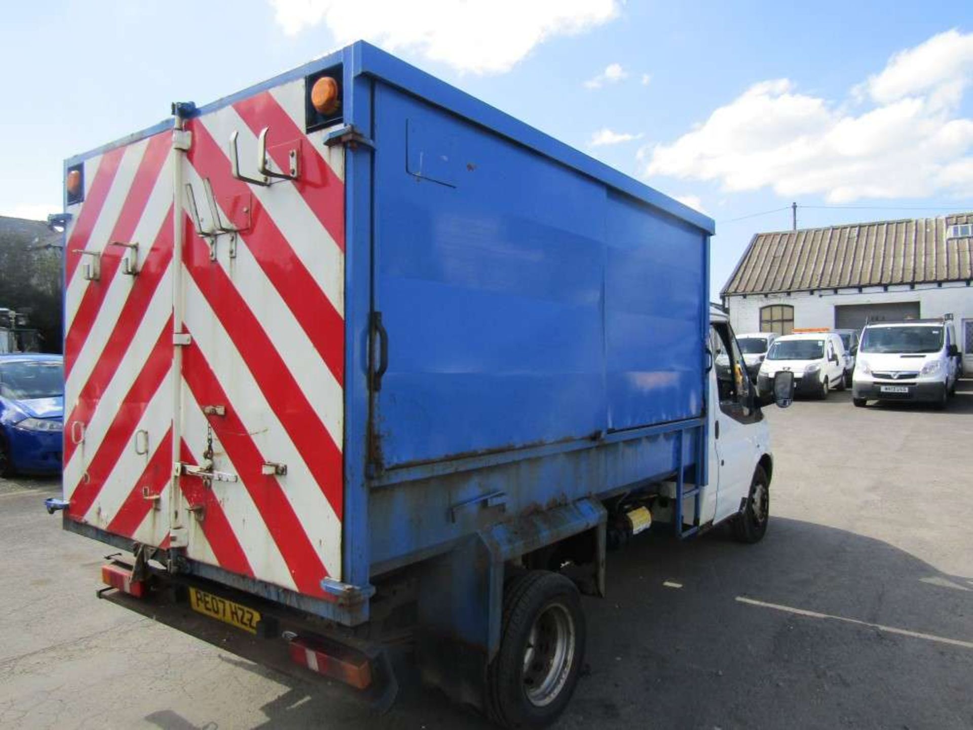 2007 07 reg Ford Transit 100 T350M RWD Wheelie Bin Waste Tipper (Direct Council) - Image 4 of 8