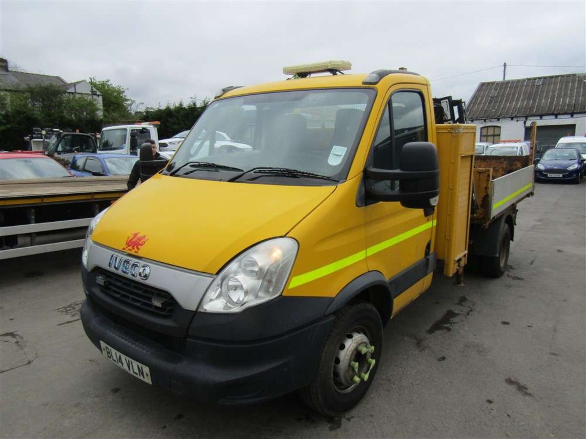 2014 14 reg Iveco Daily 70C17 Tipper c/w Hiab (Runs - Head Gasket Gone) (Direct Council) - Image 2 of 6