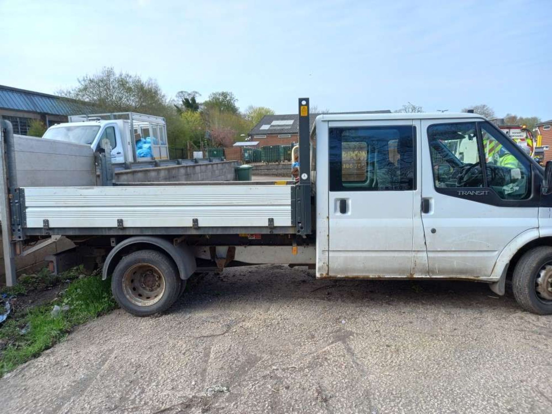 2013 63 reg Ford Transit 125 T350 Tipper c/w Tail Lift (Direct Council) (Sold on Site - Leek) - Image 4 of 5