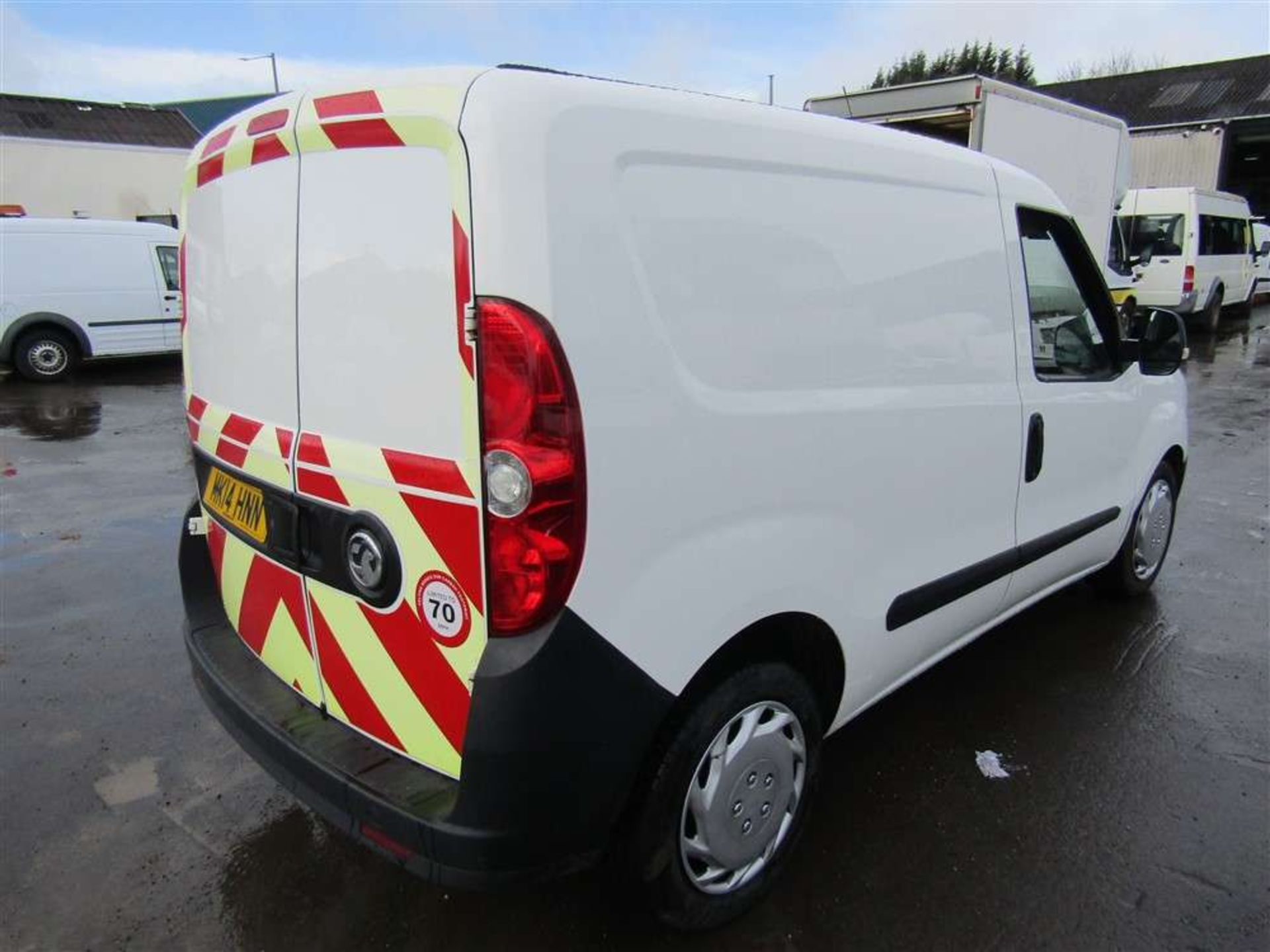 2014 14 reg Vauxhall Combo 2300 L1H1 CDTI - Image 4 of 7