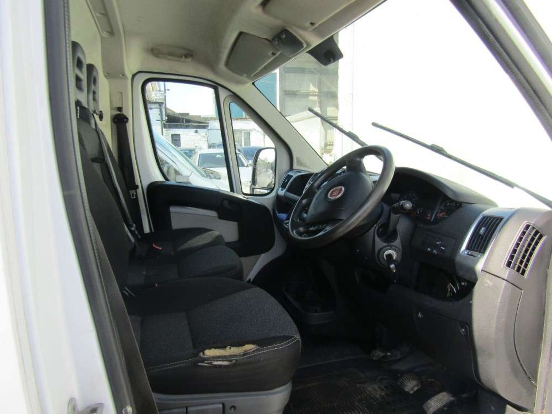 2015 15 reg Fiat Ducato 30 Multijet SWB - Image 6 of 7