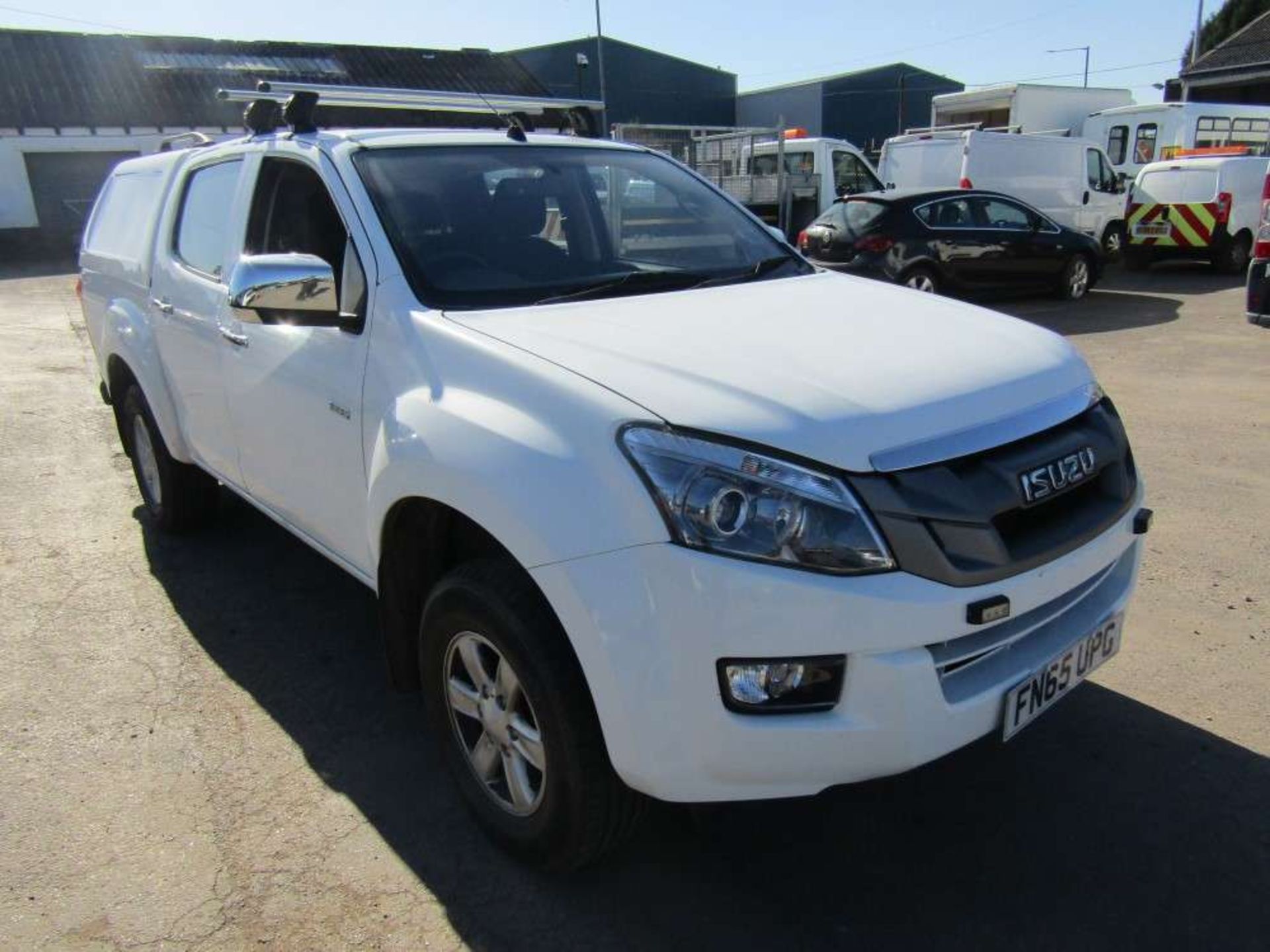 2015 65 reg Isuzu D-Max Eiger D/C Twin Turbo TD Pickup (Direct Council)