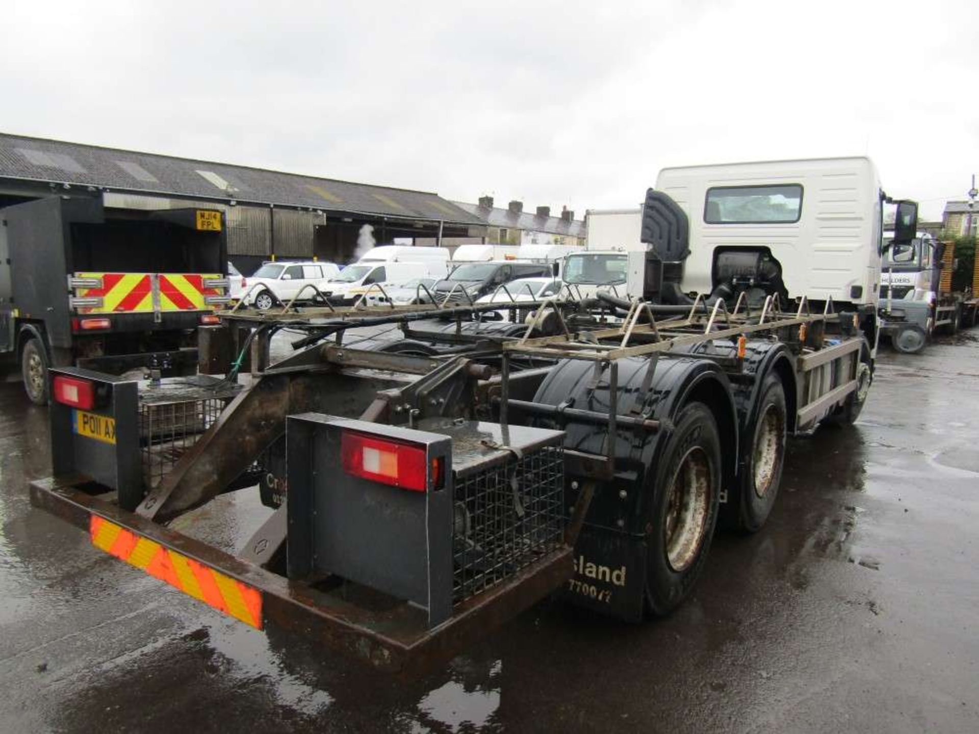 2011 11 reg Volvo FM370 Chassis Cab (Direct United Utilities Water) - Image 4 of 6