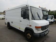 2010 60 reg Mercedes 813D (Direct Electricity NW)