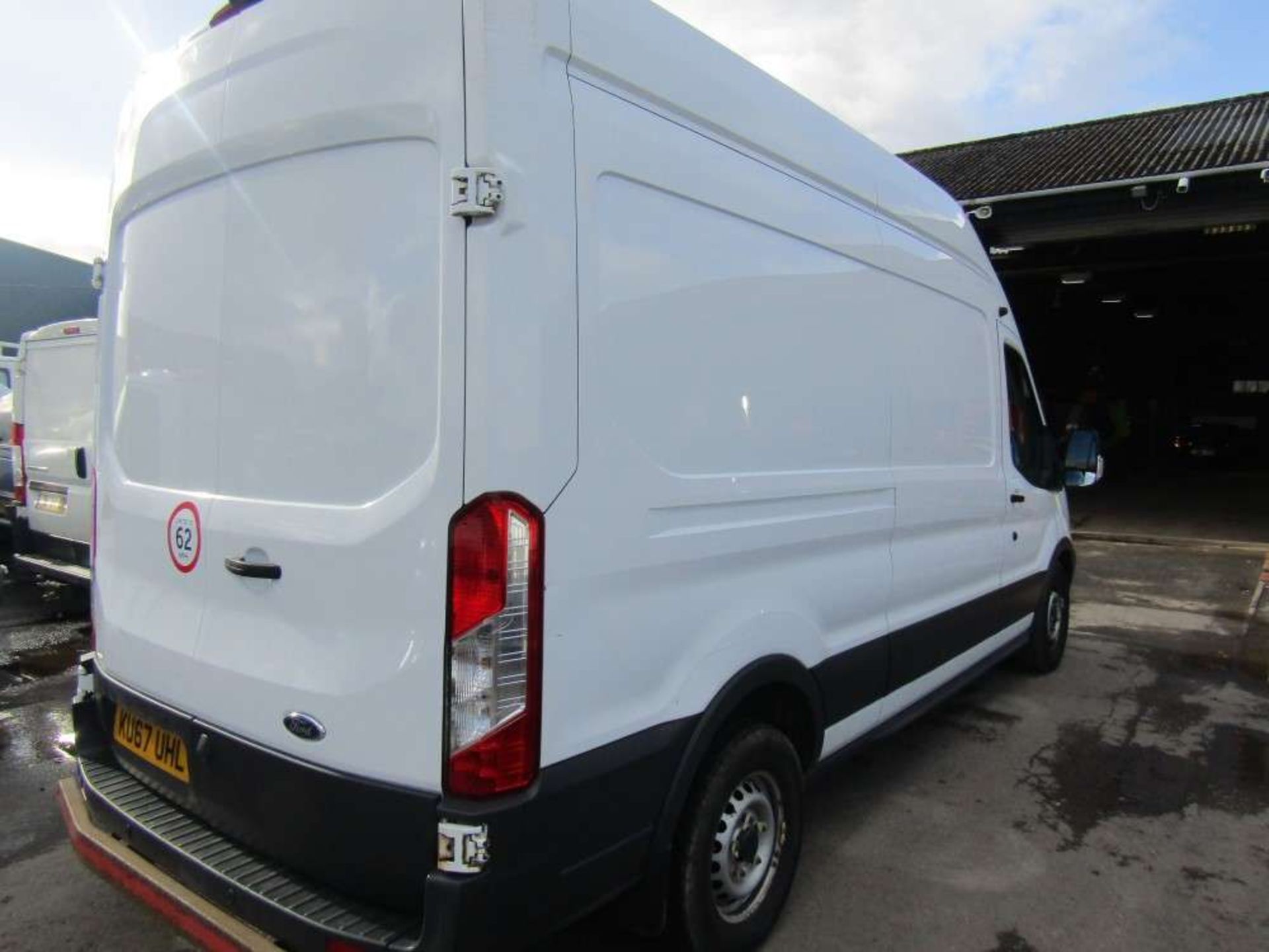 2017 67 reg Ford Transit 350 - Image 4 of 7