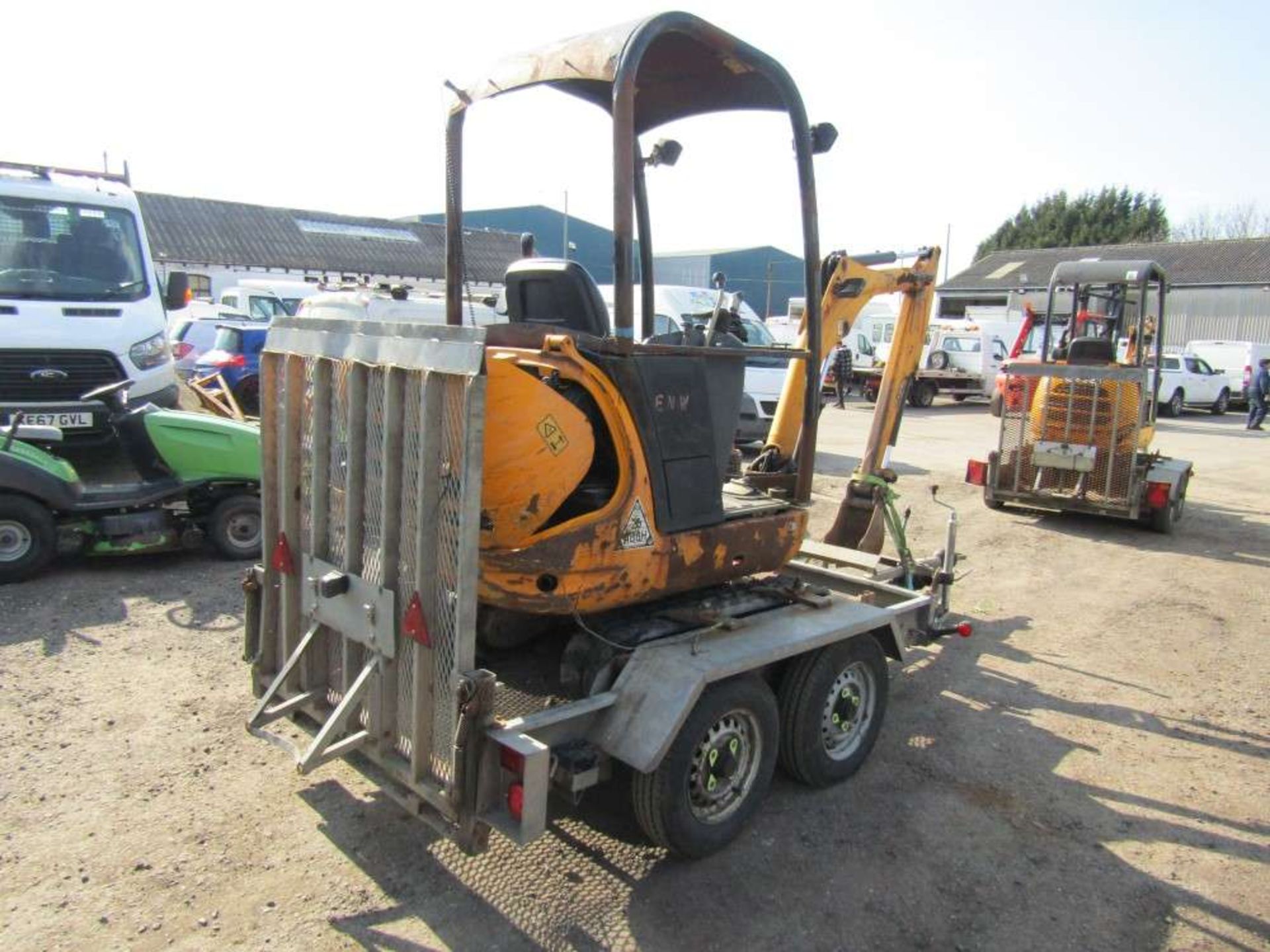 2010 JCB 801 Mini Digger c/w Trailer (Direct Electricity NW) - Image 4 of 6