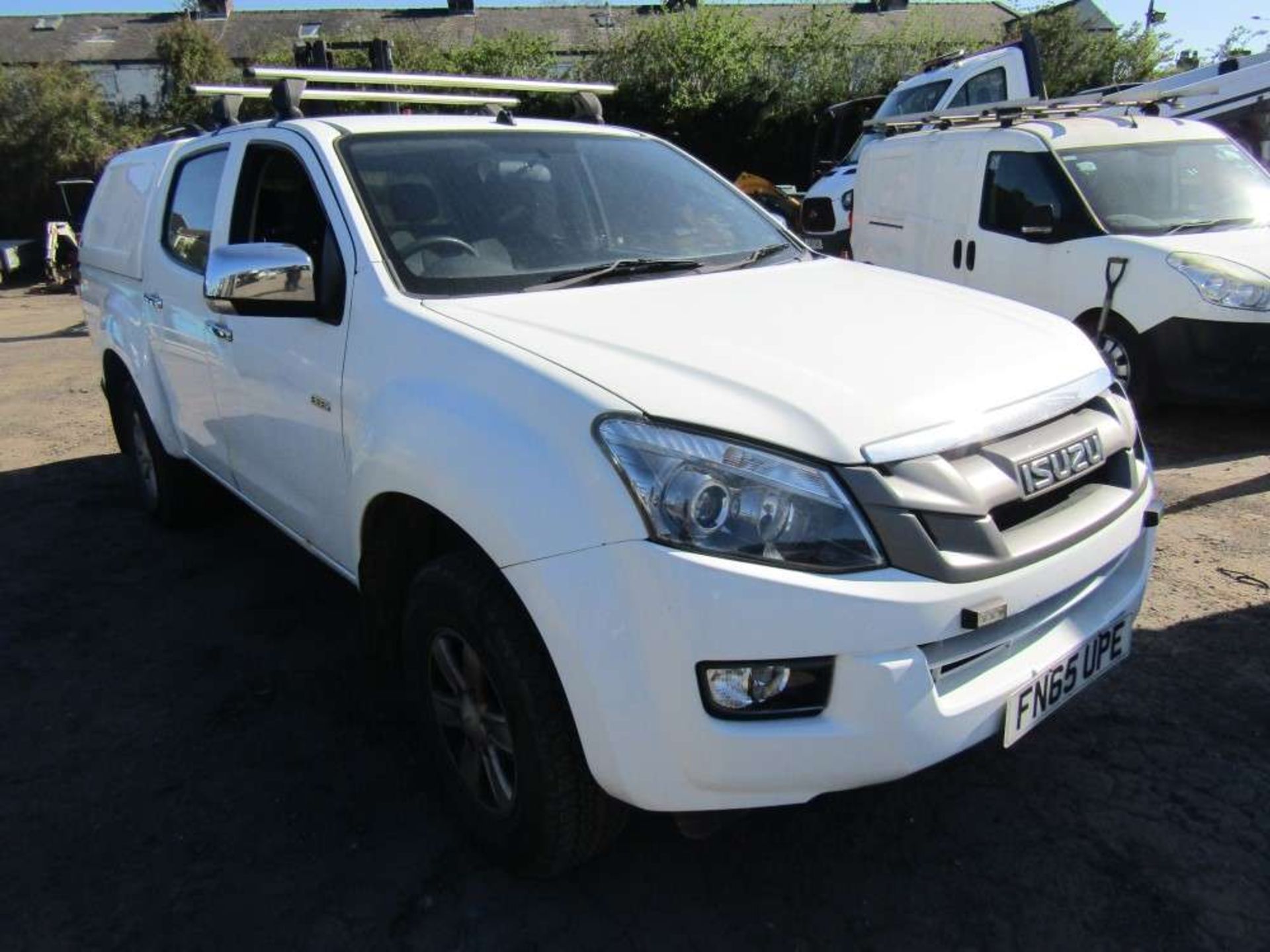 2015 65 reg Isuzu D-Max Eiger D/C Twin Turbo TD Pickup (Direct Council)