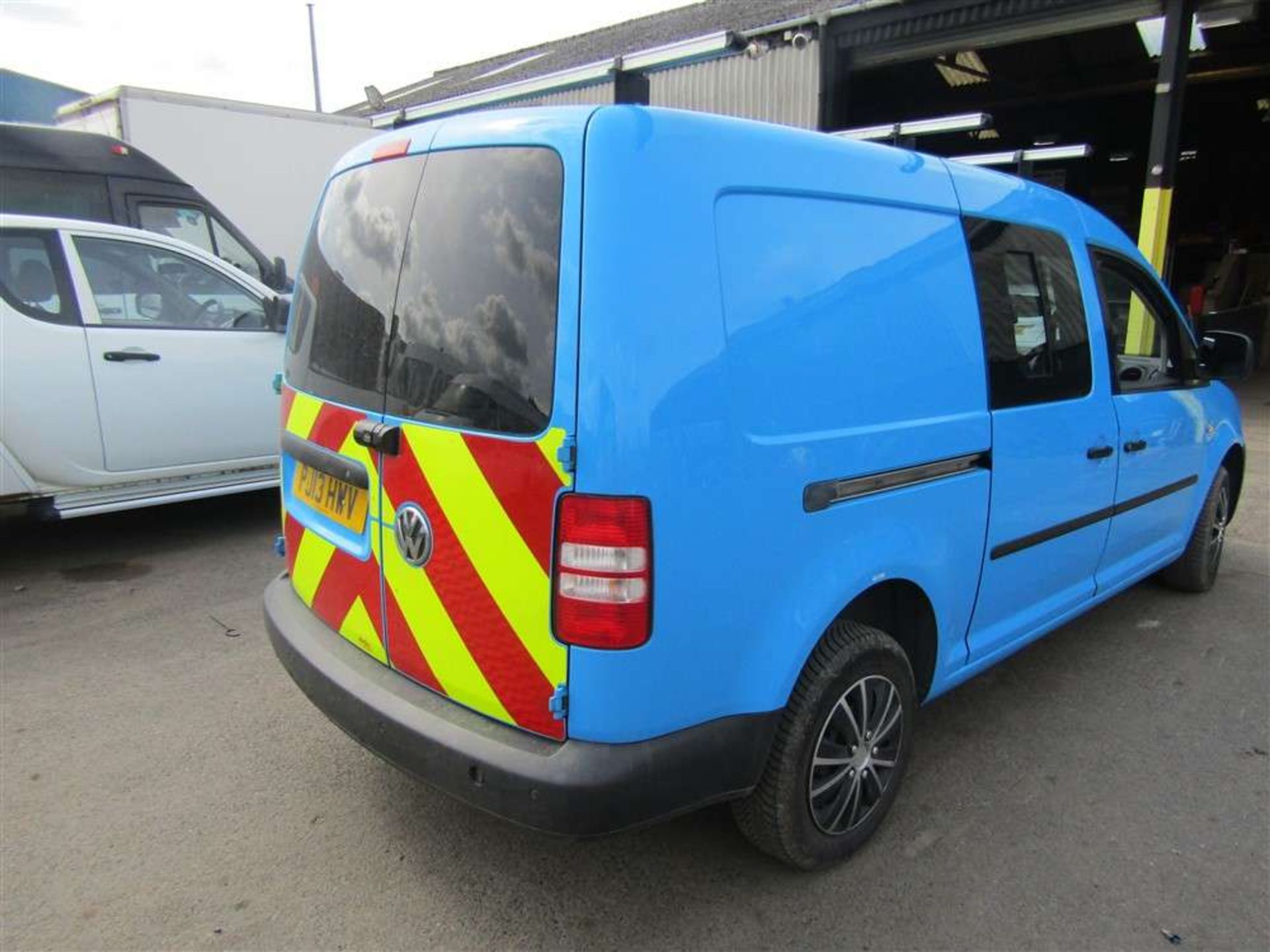 2013 13 reg VW Caddy Maxi C20 TDI - Image 4 of 8