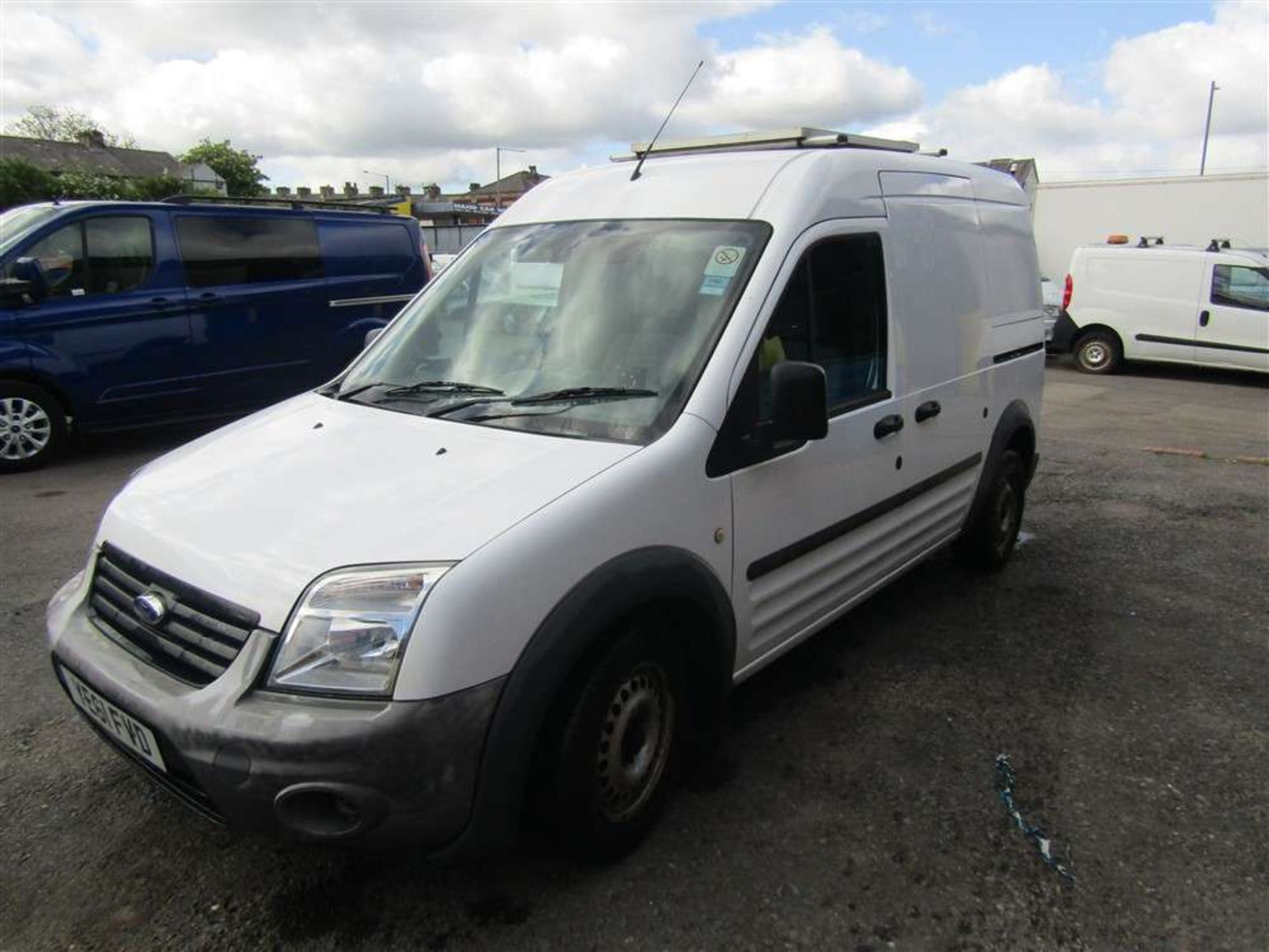 2011 61 reg Ford Transit Connect 90 T230 (Direct United Utilities Water) - Image 2 of 8