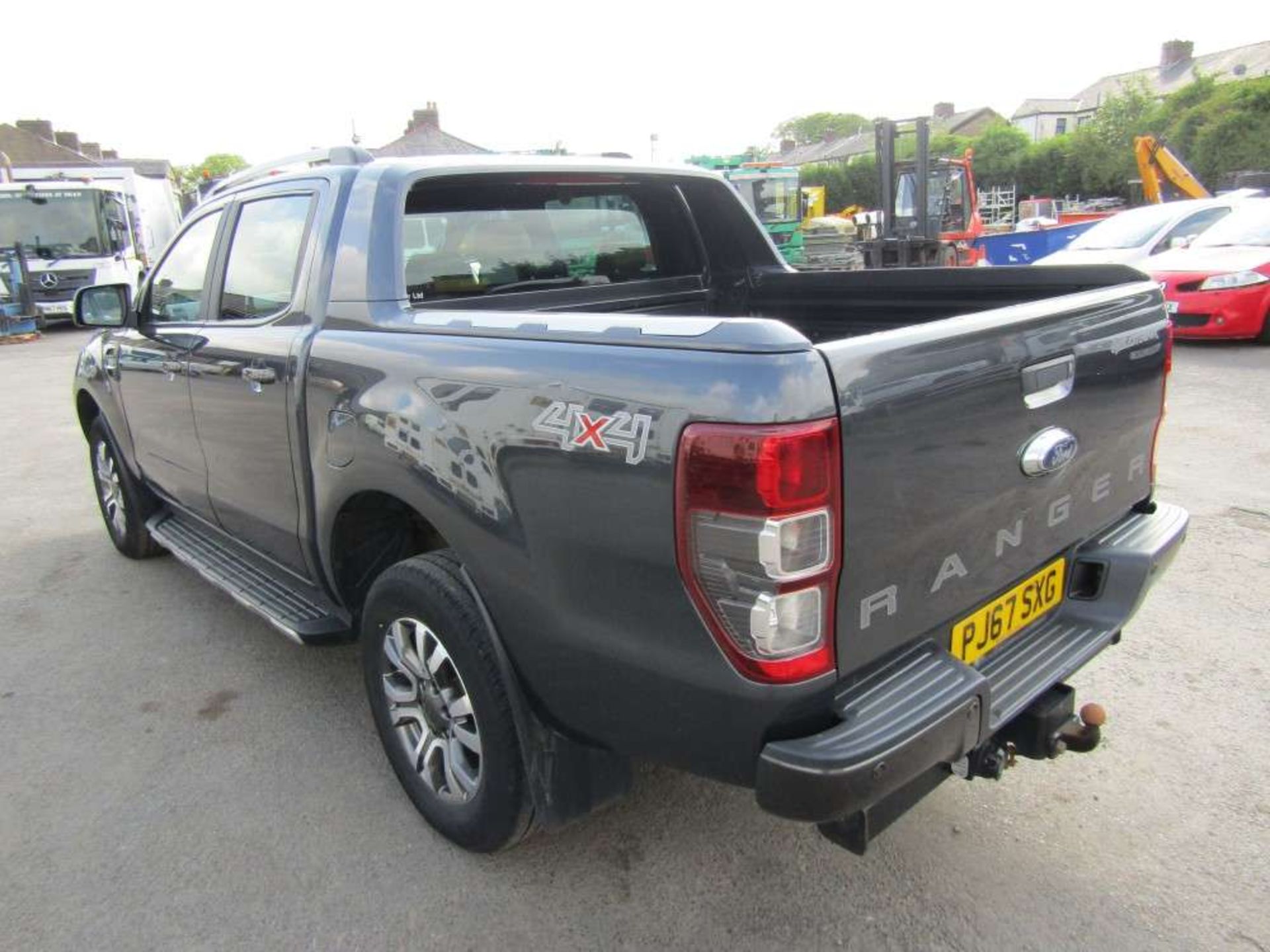 2017 67 reg Ford Ranger Wildtrak 4 x 4 TDCI Pick-up - Image 3 of 6