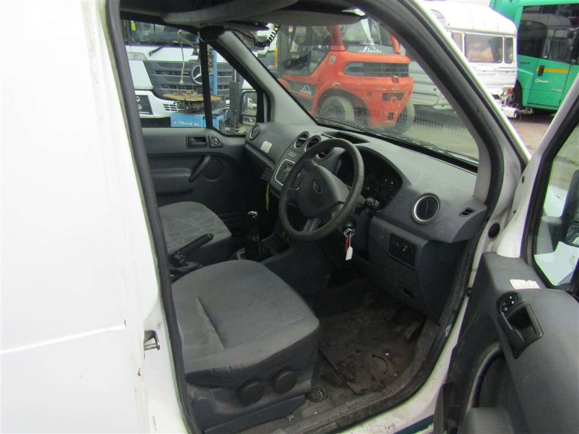 2012 12 reg Ford Transit Connect 90 T230 (Direct United Utilities) - Image 7 of 8